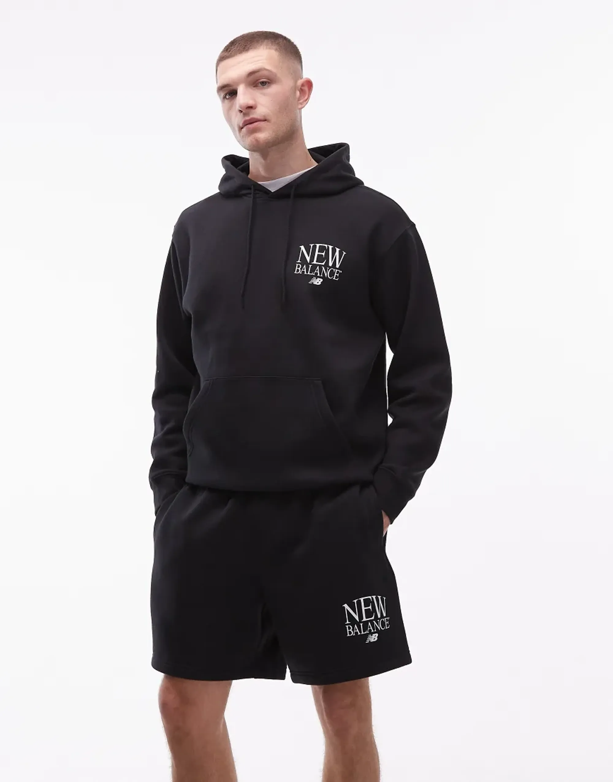 New Balance Reimagined Fleece 7" Short In Black