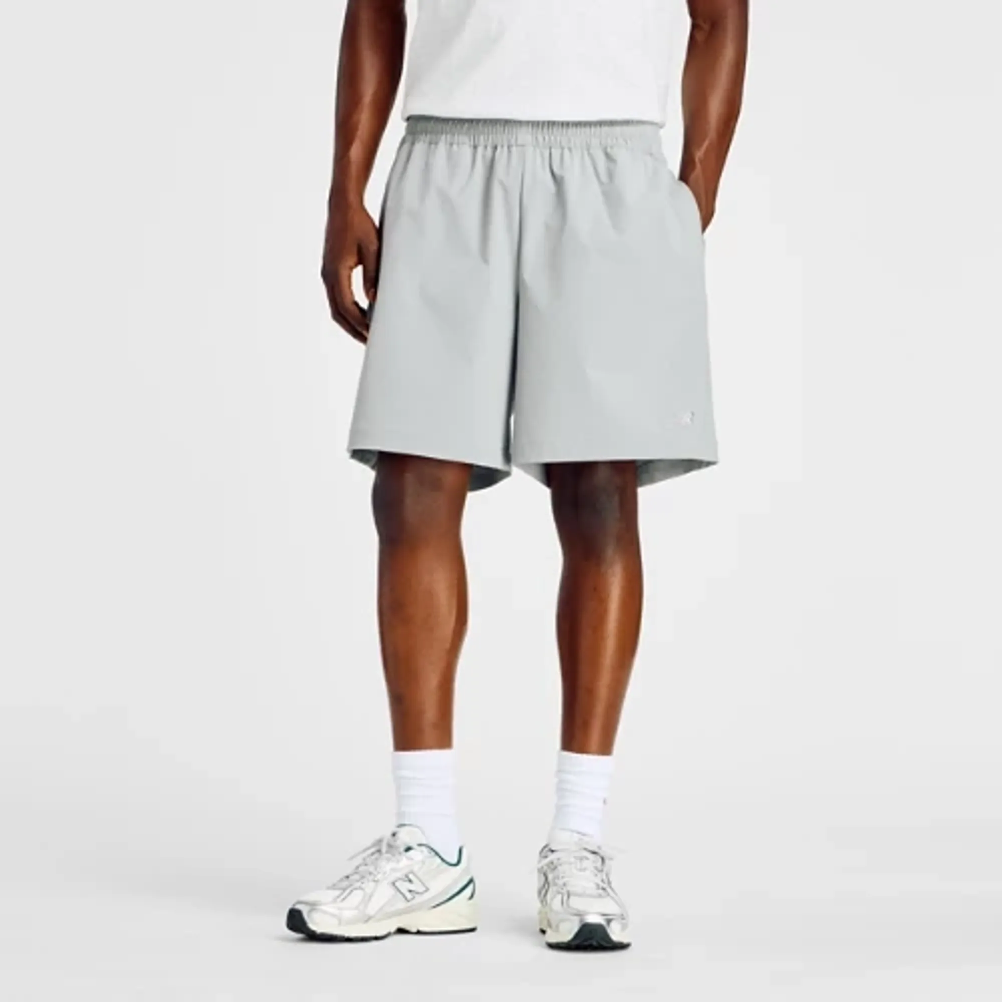 New Balance Men's Athletics Stretch Woven Short 7" in Grey Polywoven