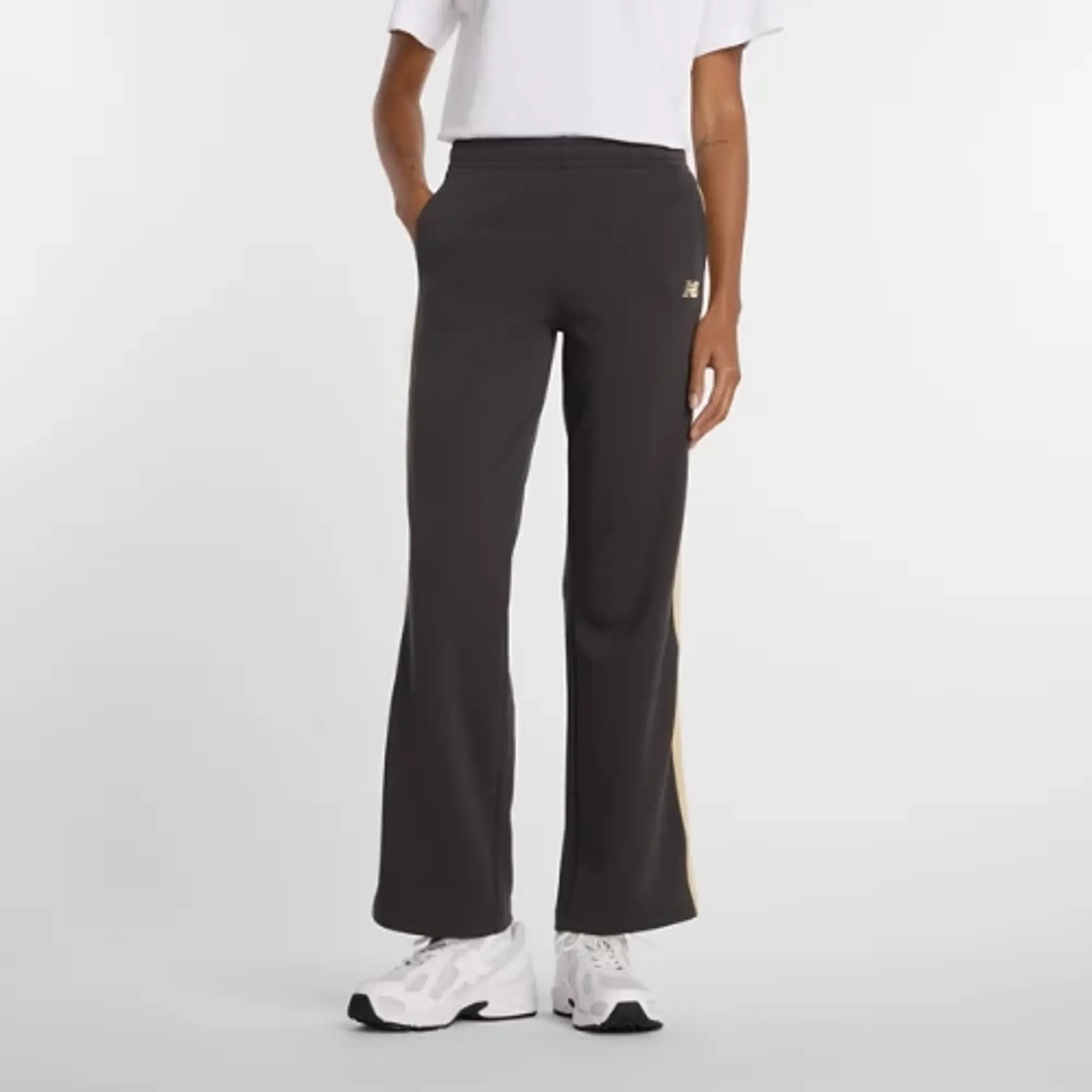 New Balance Women's Interlock Pant in Black Poly Knit