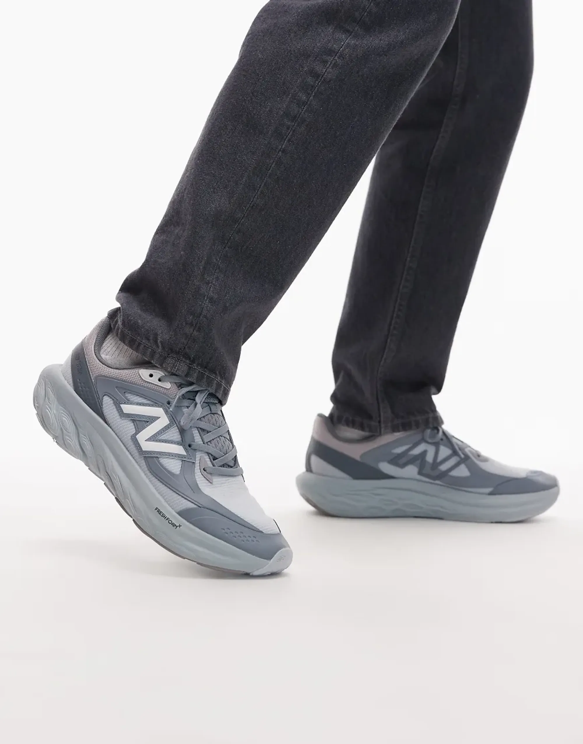 New Balance Unisex TRN in Grey Mesh