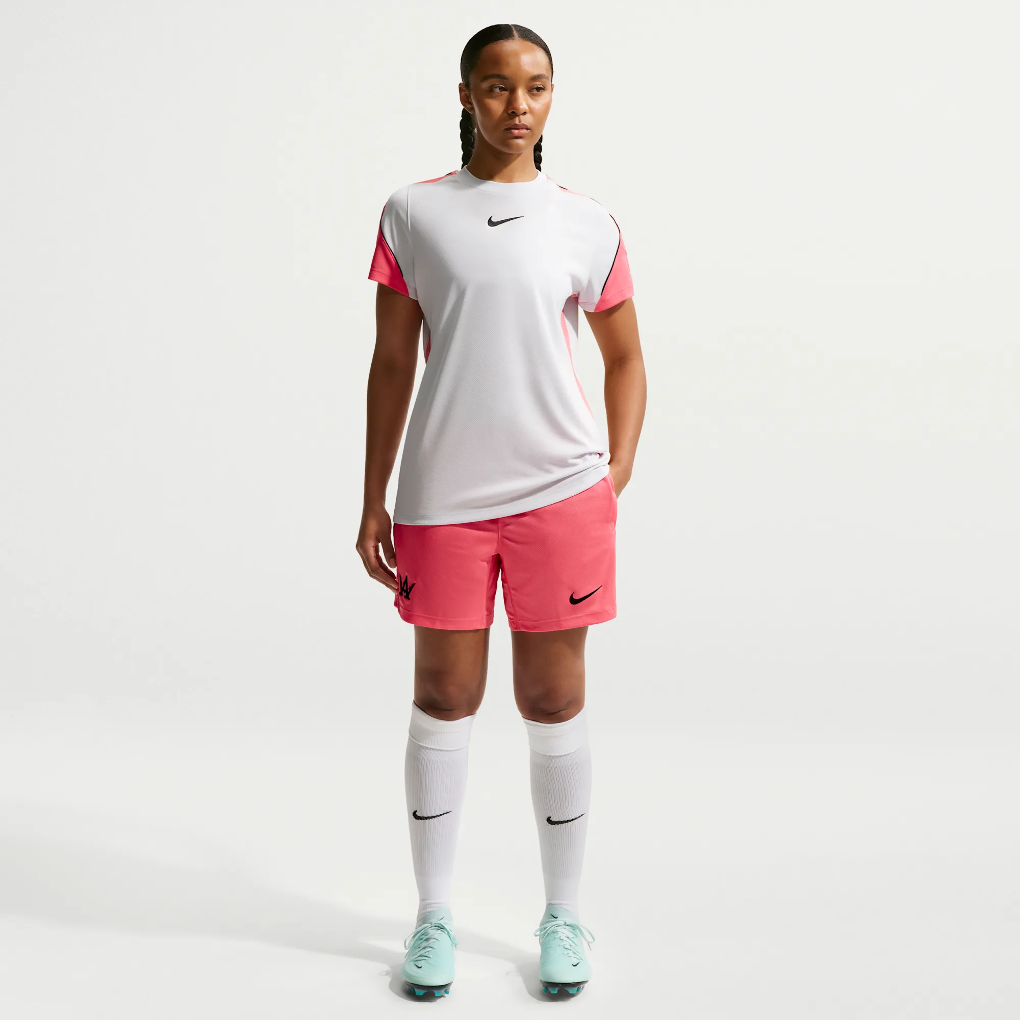 Nike Strike 'Alexia Putellas' Women's Dri-FIT Football Shorts - Pink - Polyester