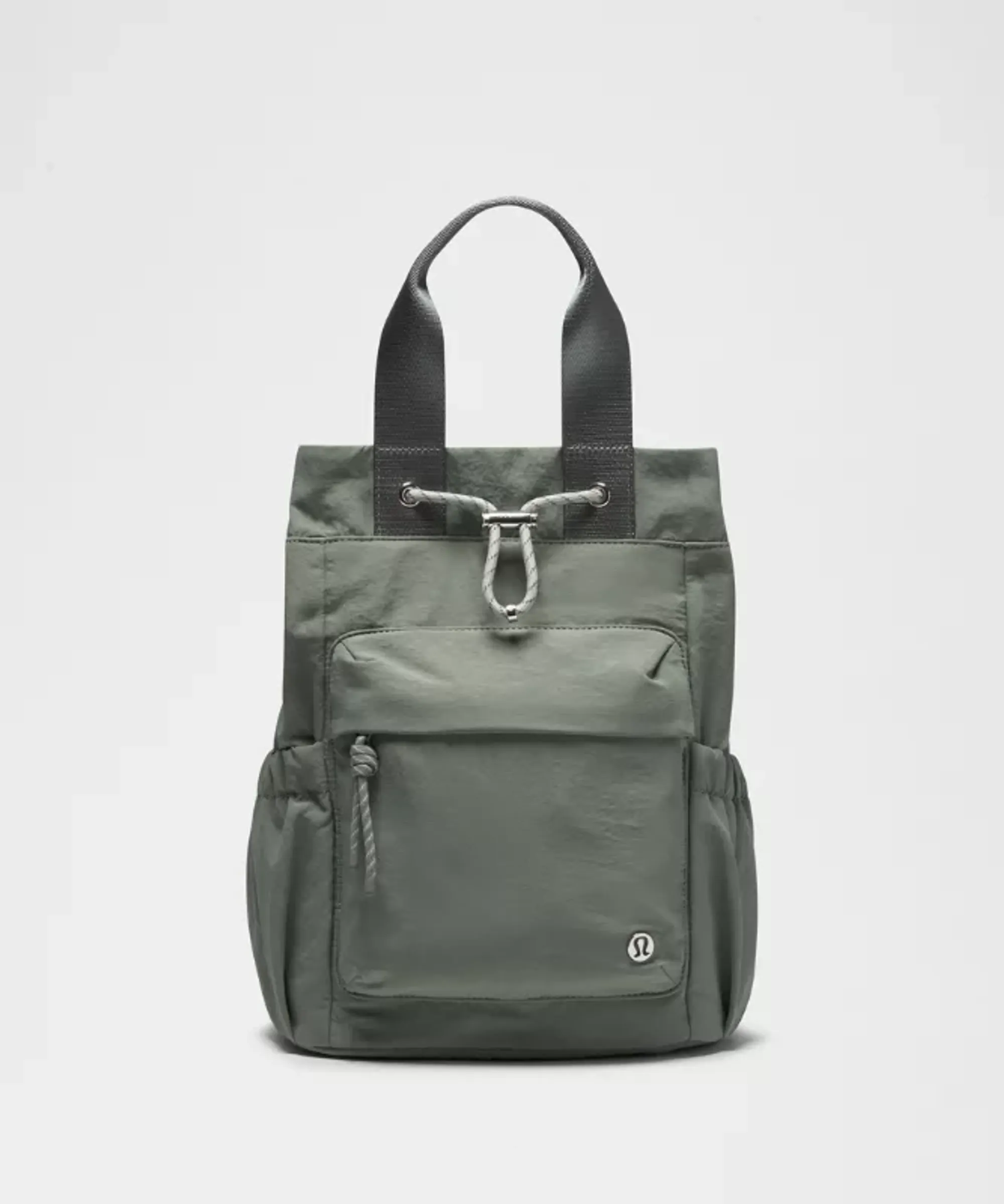 lululemon – Convertible Drawstring Bucket Bag Small 13.5L – Color Silver/Green