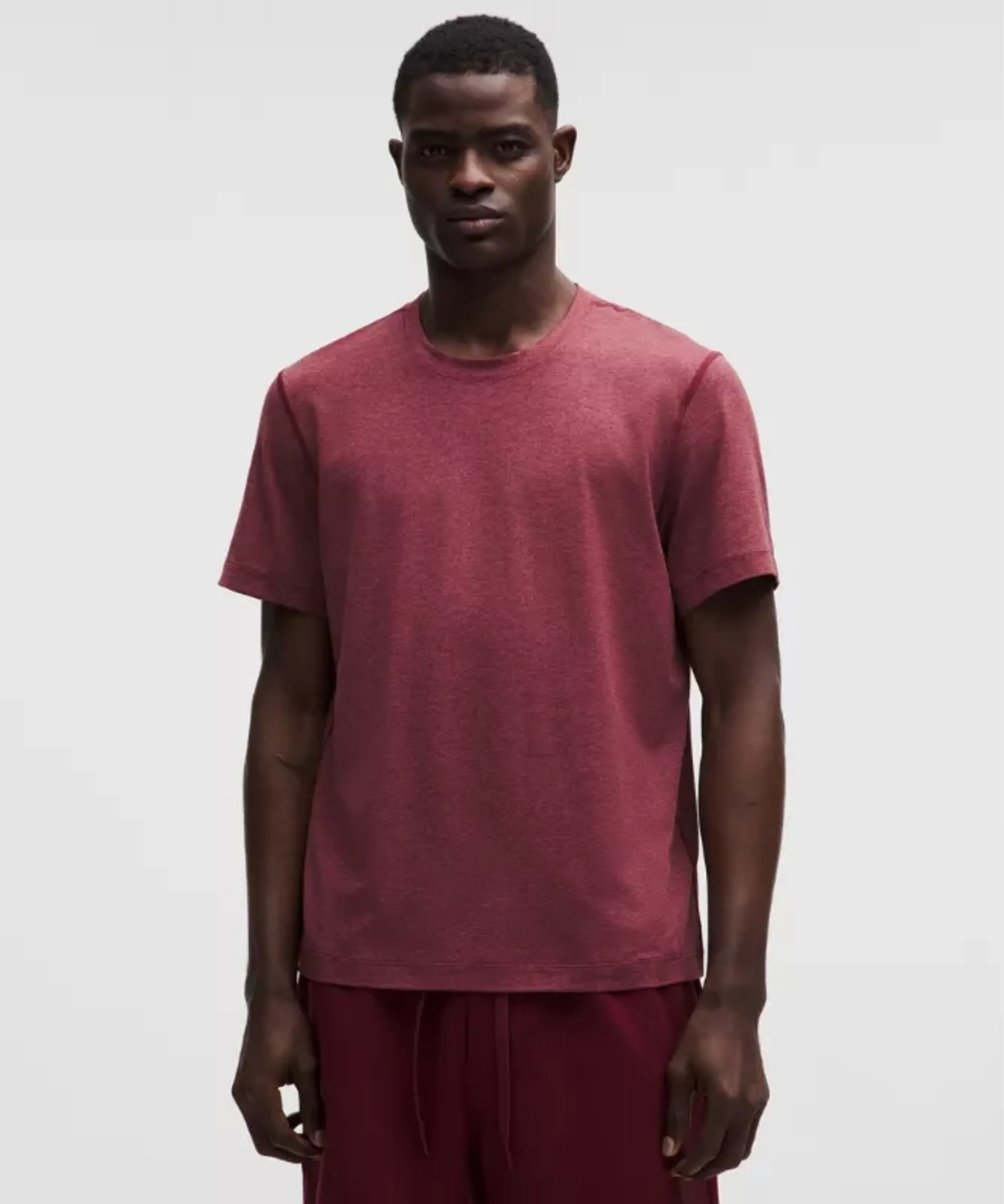 lululemon – Men's Soft Jersey Short-Sleeve Shirt – Color Burgundy/Red – Size Large