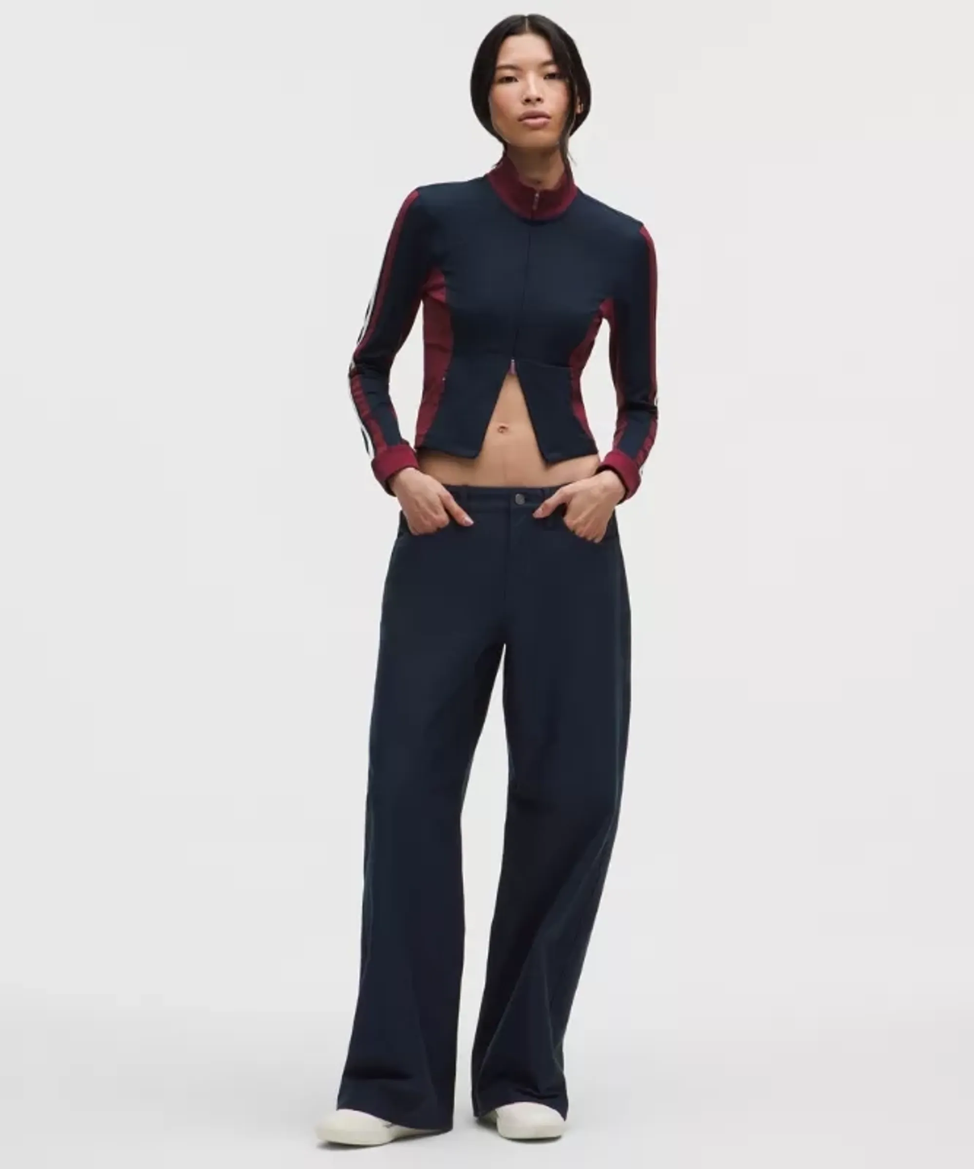 lululemon – Women's EasyFive Low-Rise Classic Wide-Leg Pants Regular – Color Blue – Size 24