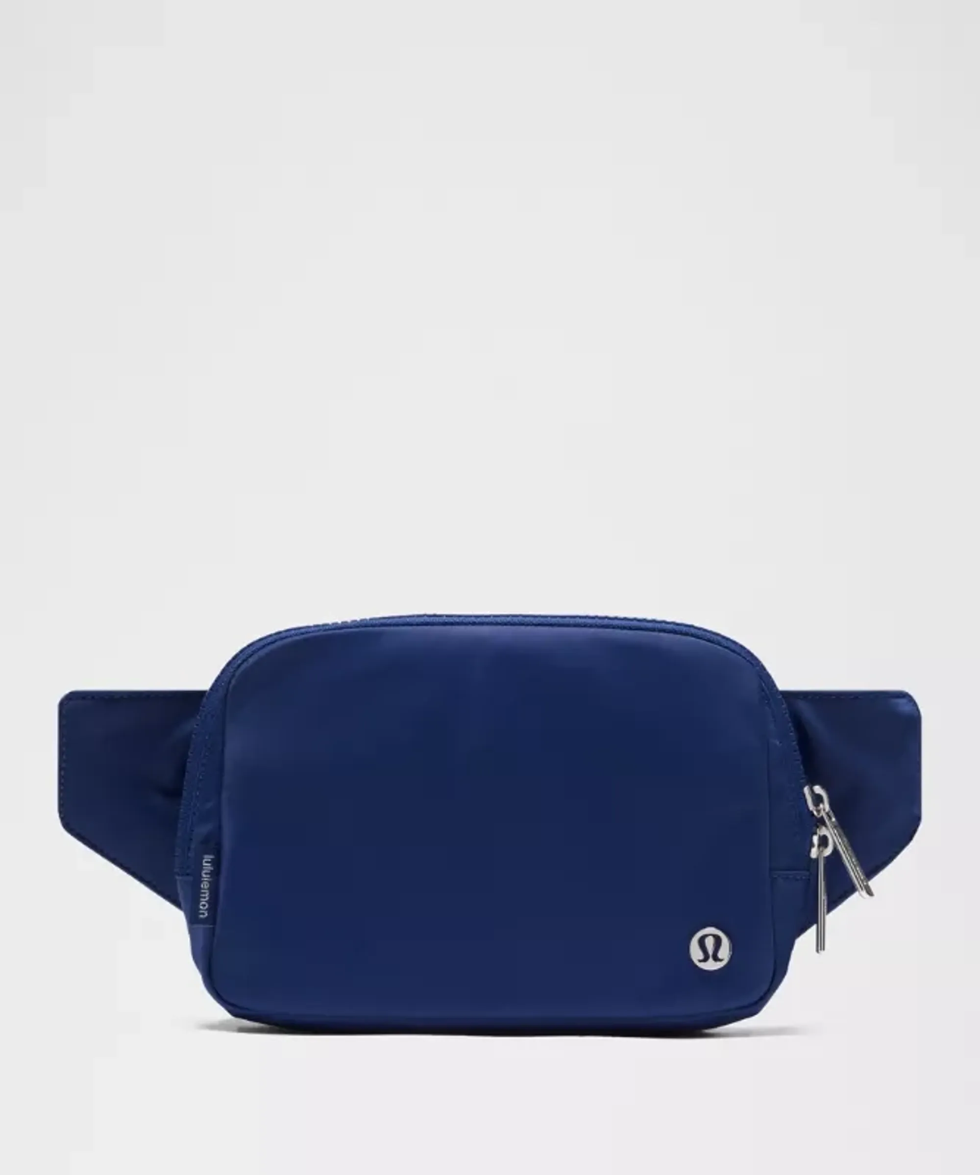 lululemon – Everywhere Belt Bag Large 2L – Color Blue/Silver