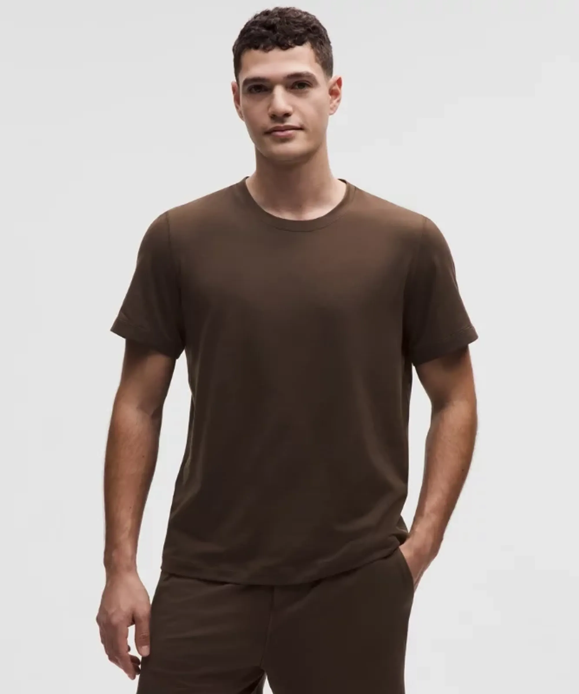 lululemon – Men's Soft Jersey Short-Sleeve Shirt – Color Brown – Size Large