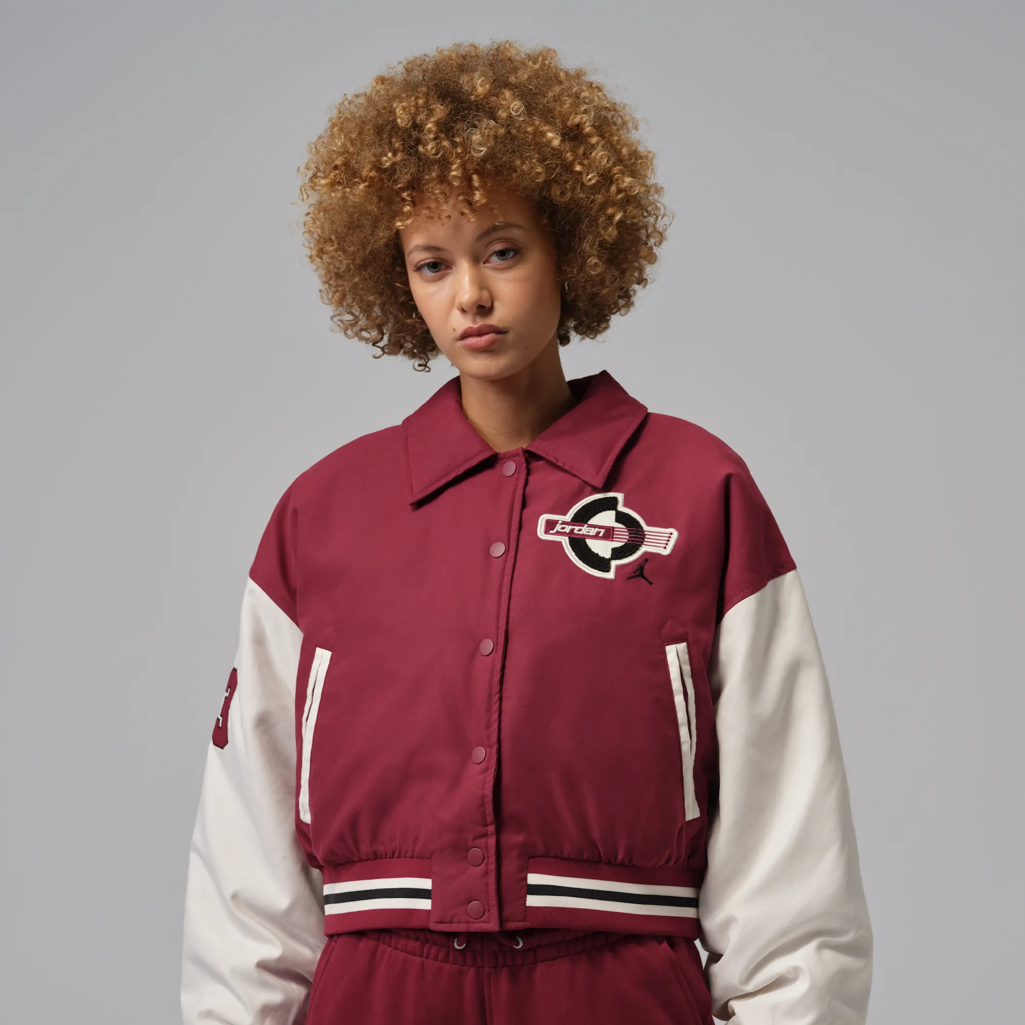 Nike Jordan Brooklyn Women's Therma-FIT Varsity Jacket - Red - Polyester