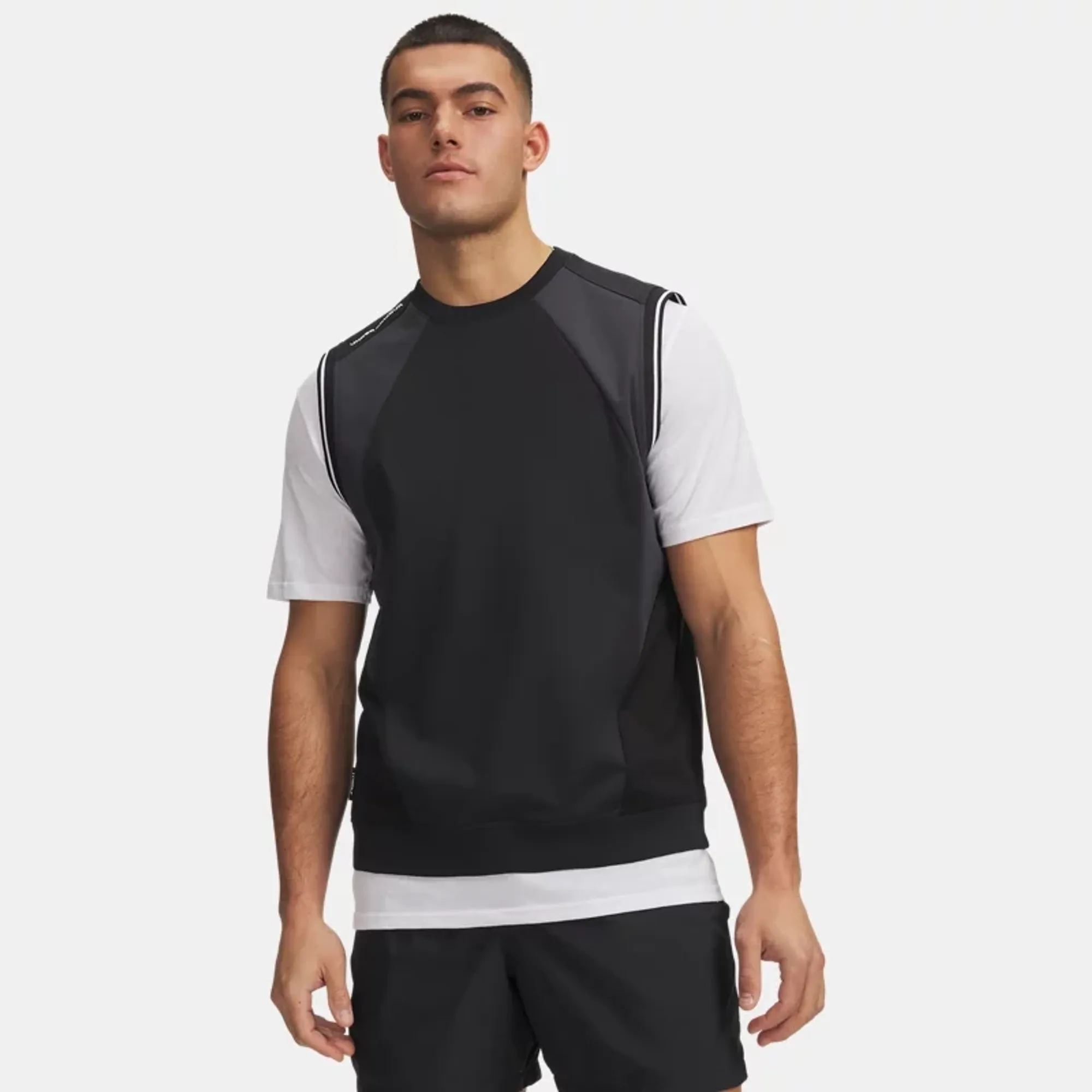 Under Armour  Drive Wind Men's Vest Black / White S