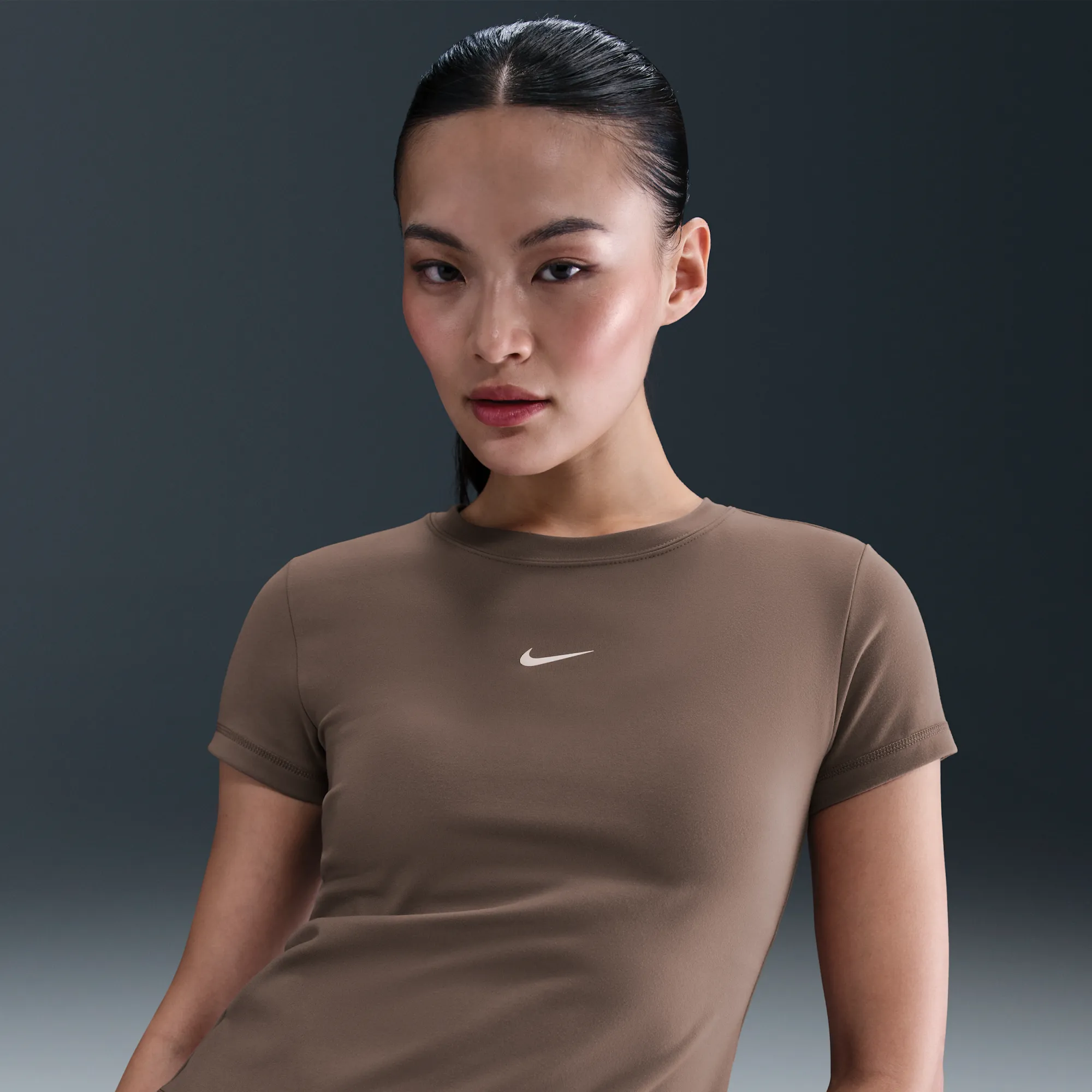 Nike Women's Slim Cropped Top - Brown