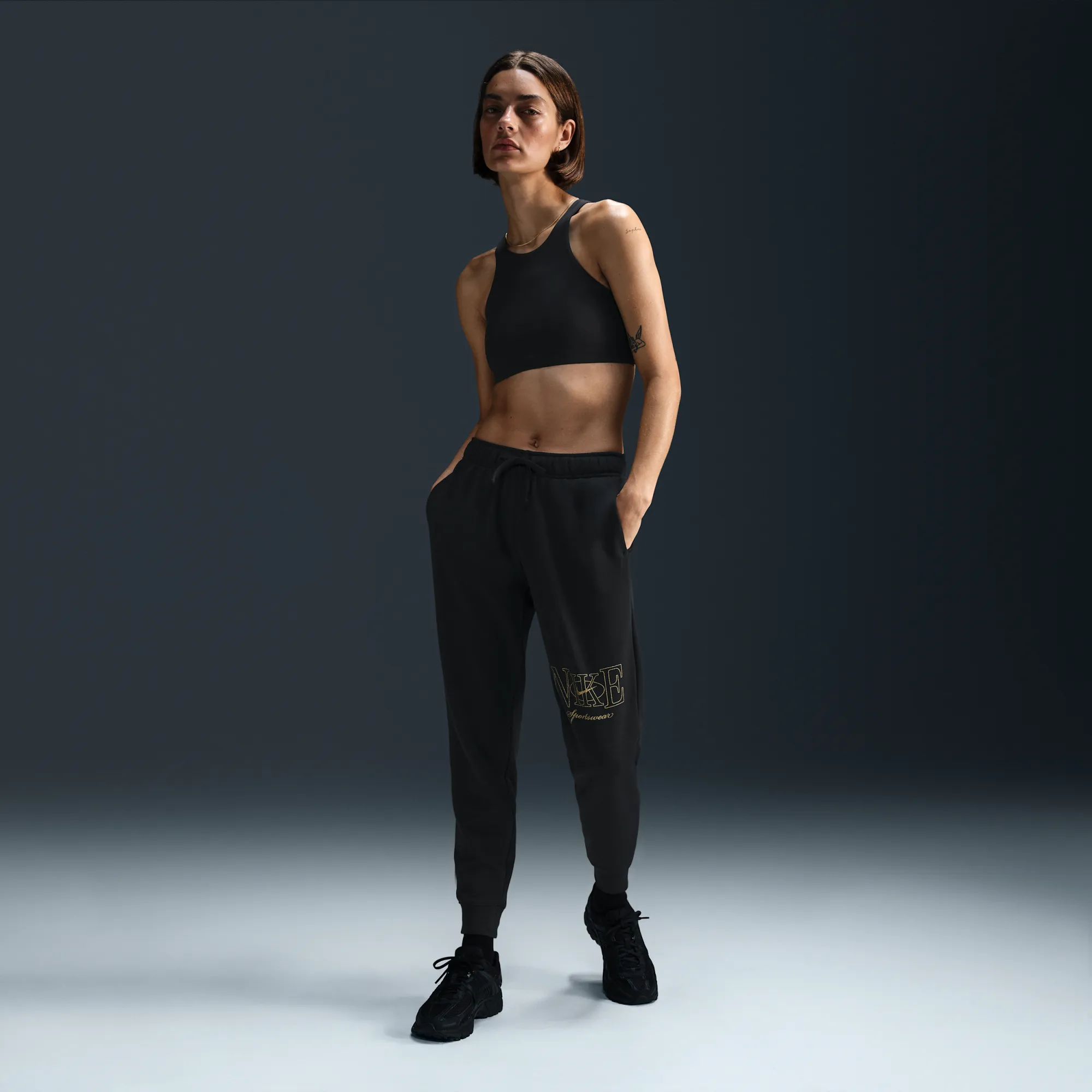 Nike Club Fleece Women's Mid-Rise Joggers - Black - Fleece