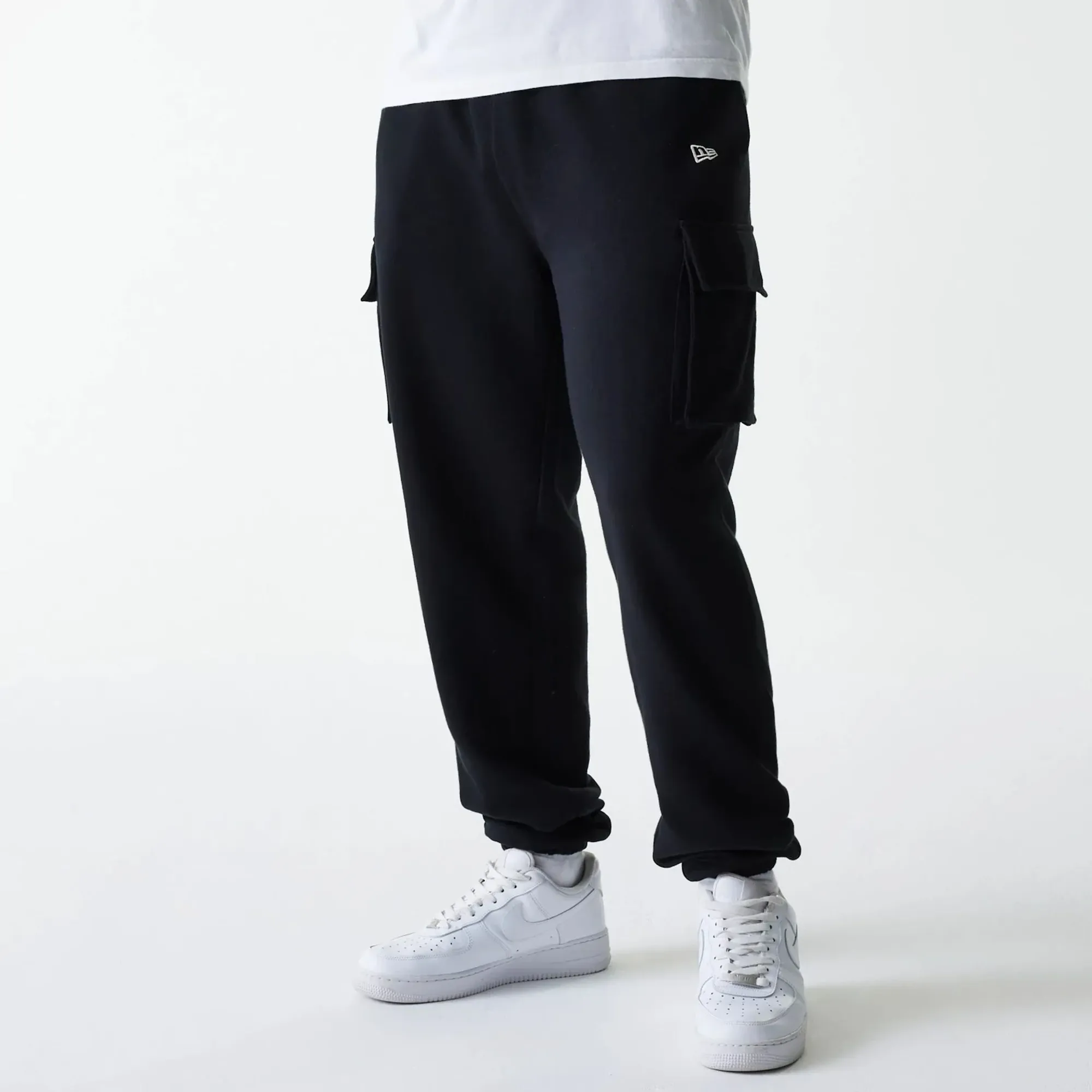 New Era Black Cargo Joggers adult unisex