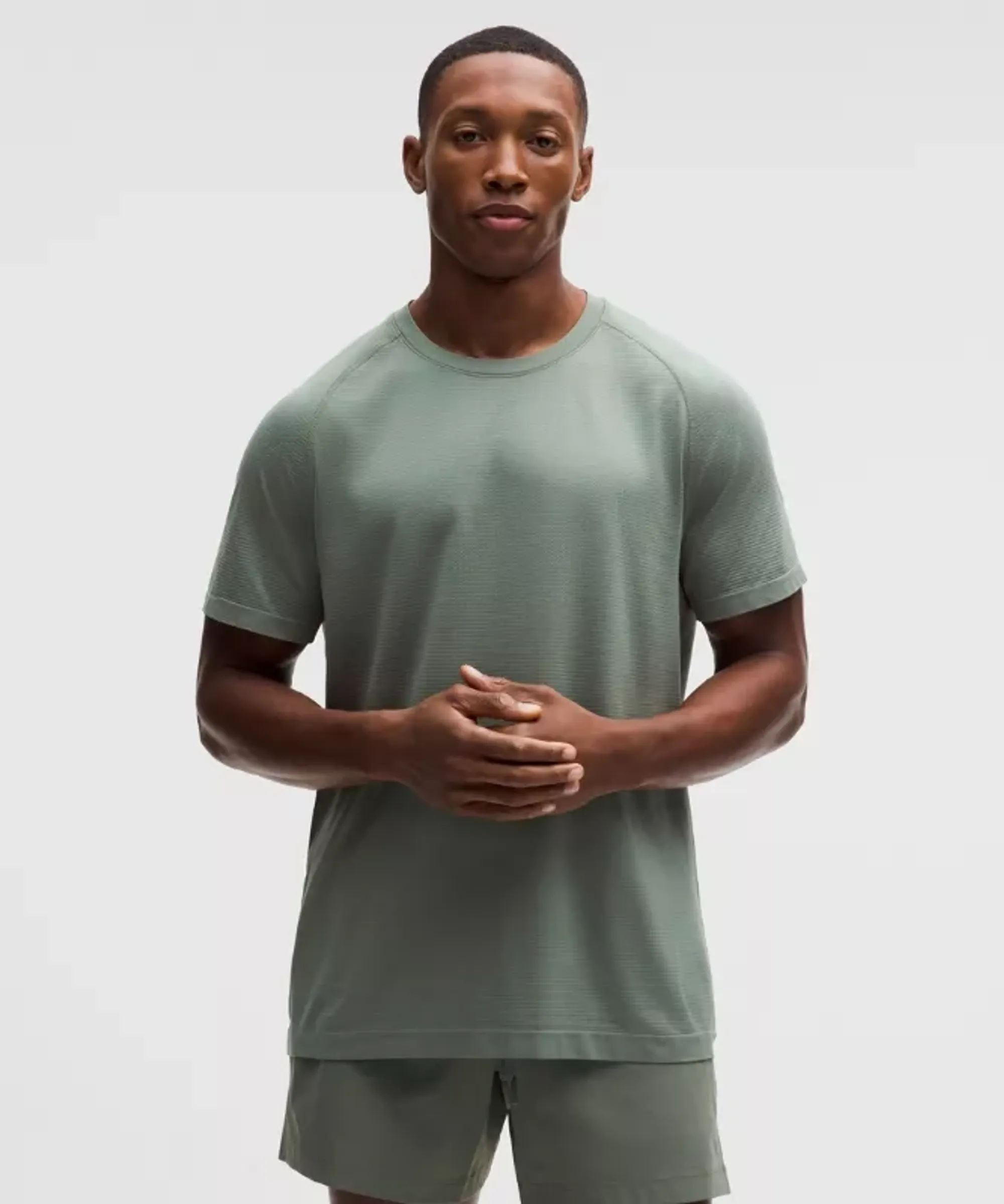 lululemon – Men's Metal Vent Tech Short-Sleeve Shirt – Color Green – Size Large