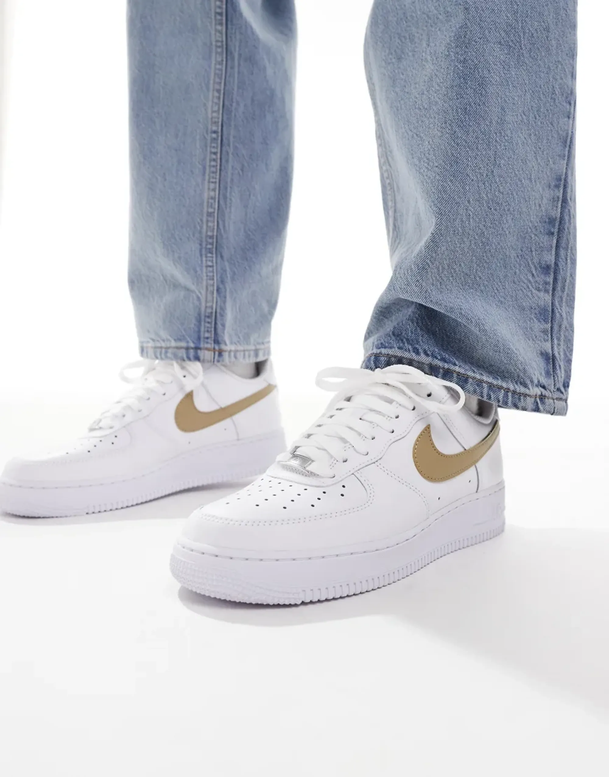 Nike Air Force Men's Sneakers - White