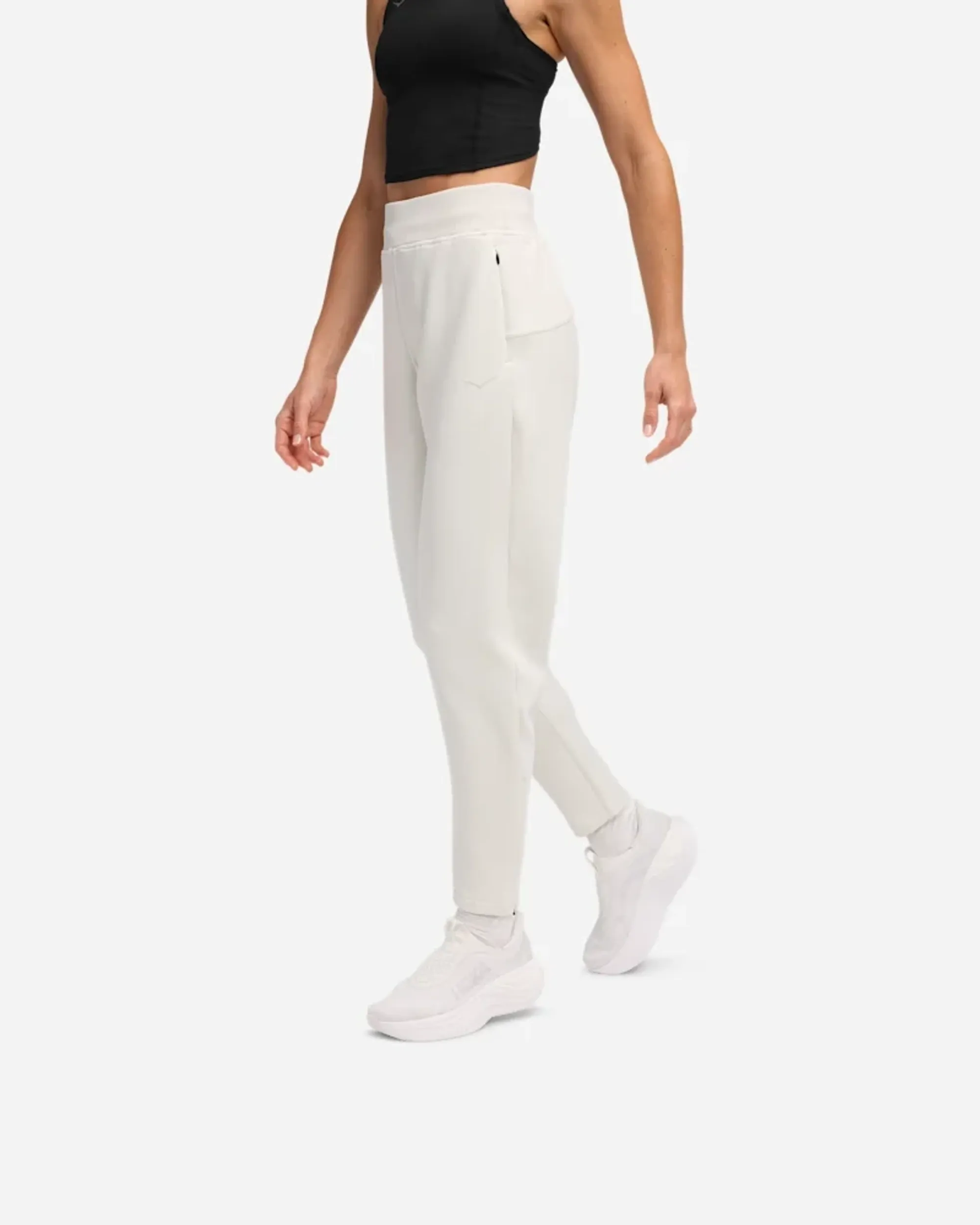 Hoka Women's Essential Recovery Pant In Truffle Salt