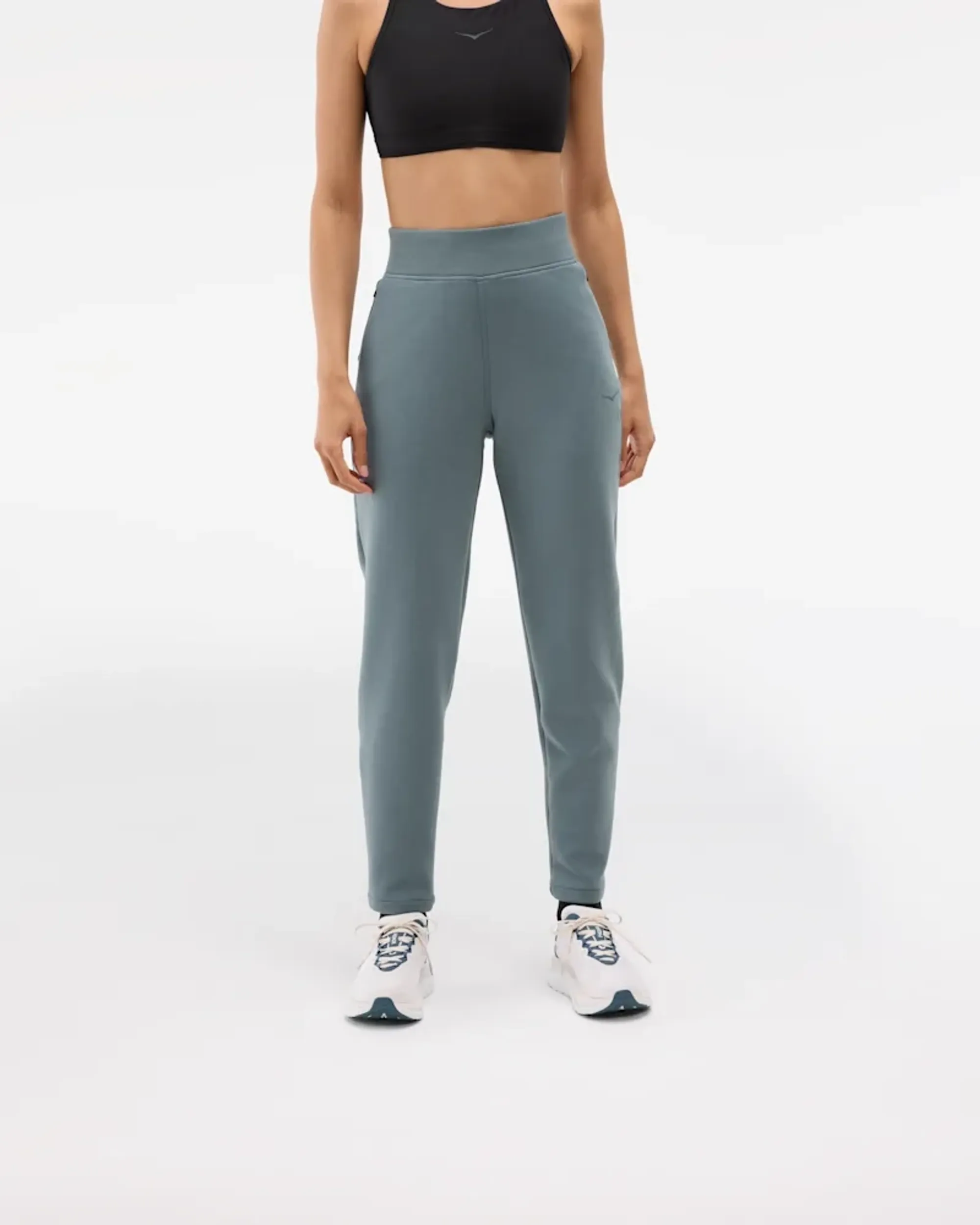 Hoka Women's Essential Recovery Pant In Slate Blue
