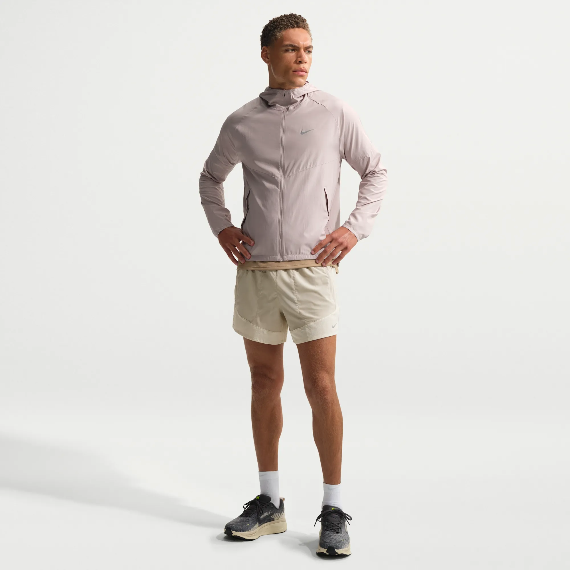 Nike Stride Plus Men's Dri-FIT 12.5cm (approx.) Brief-Lined Running Shorts - Brown - Polyester/Elastane