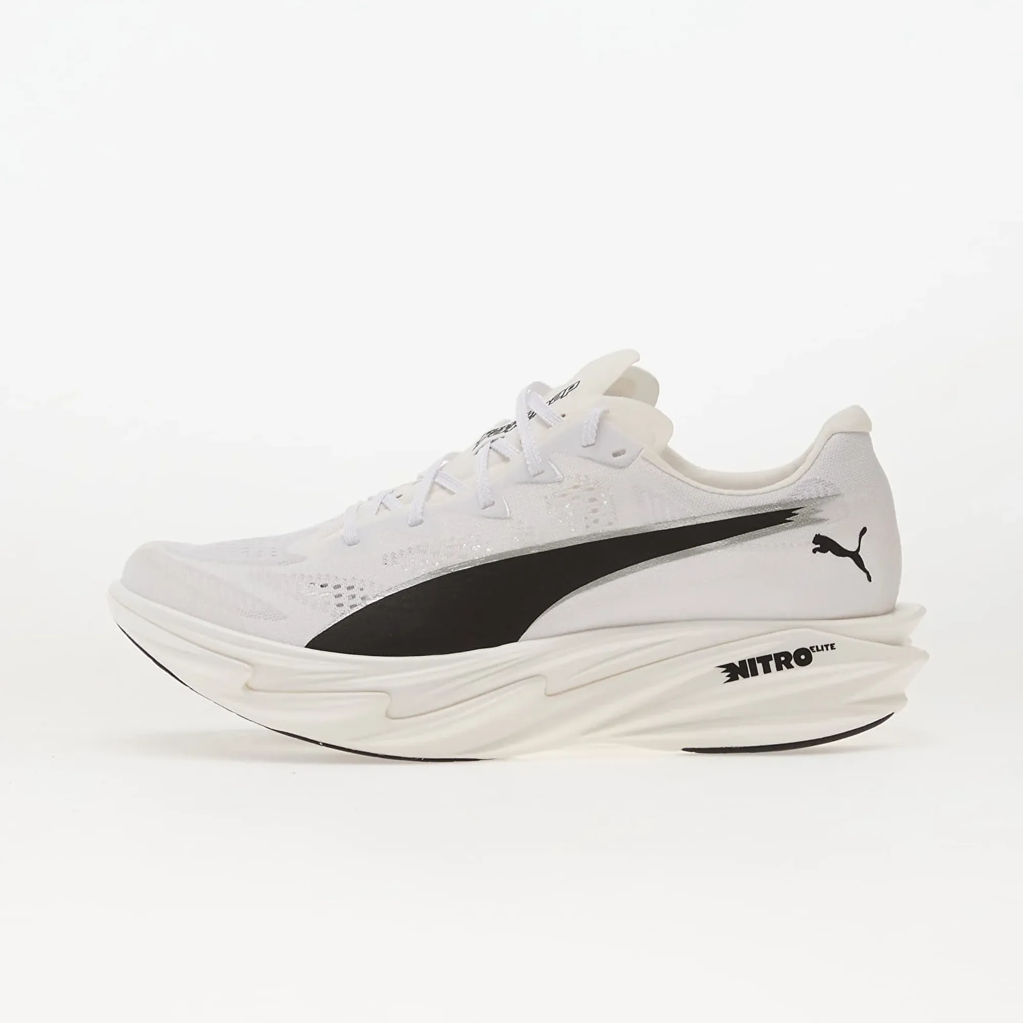 PUMA Deviate NITROâ¢ Elite 4 Running Shoes Men in White | Size 10
