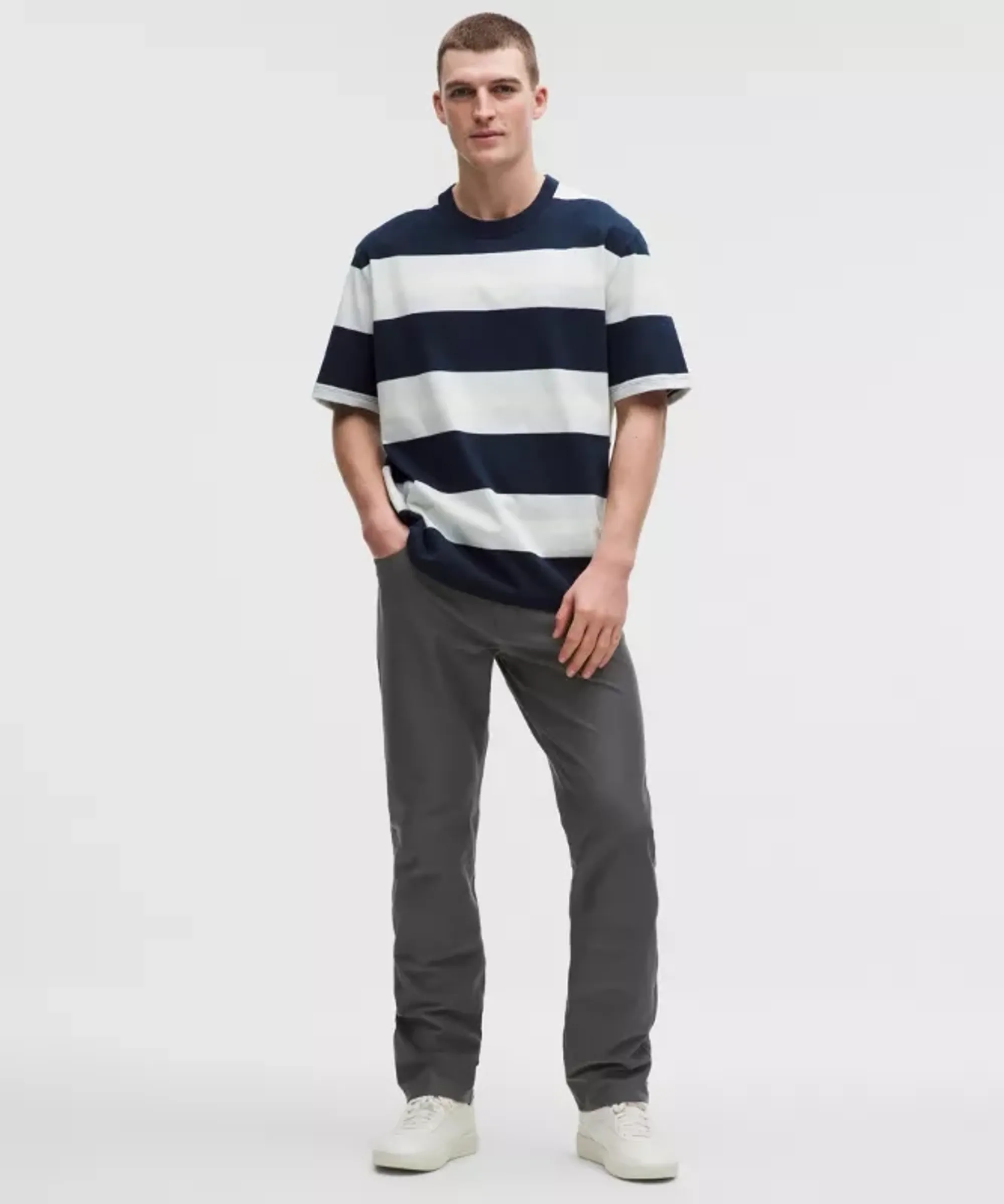 lululemon – Men's EasyFive Classic-Straight Trousers 30L – Color Grey – Size 28