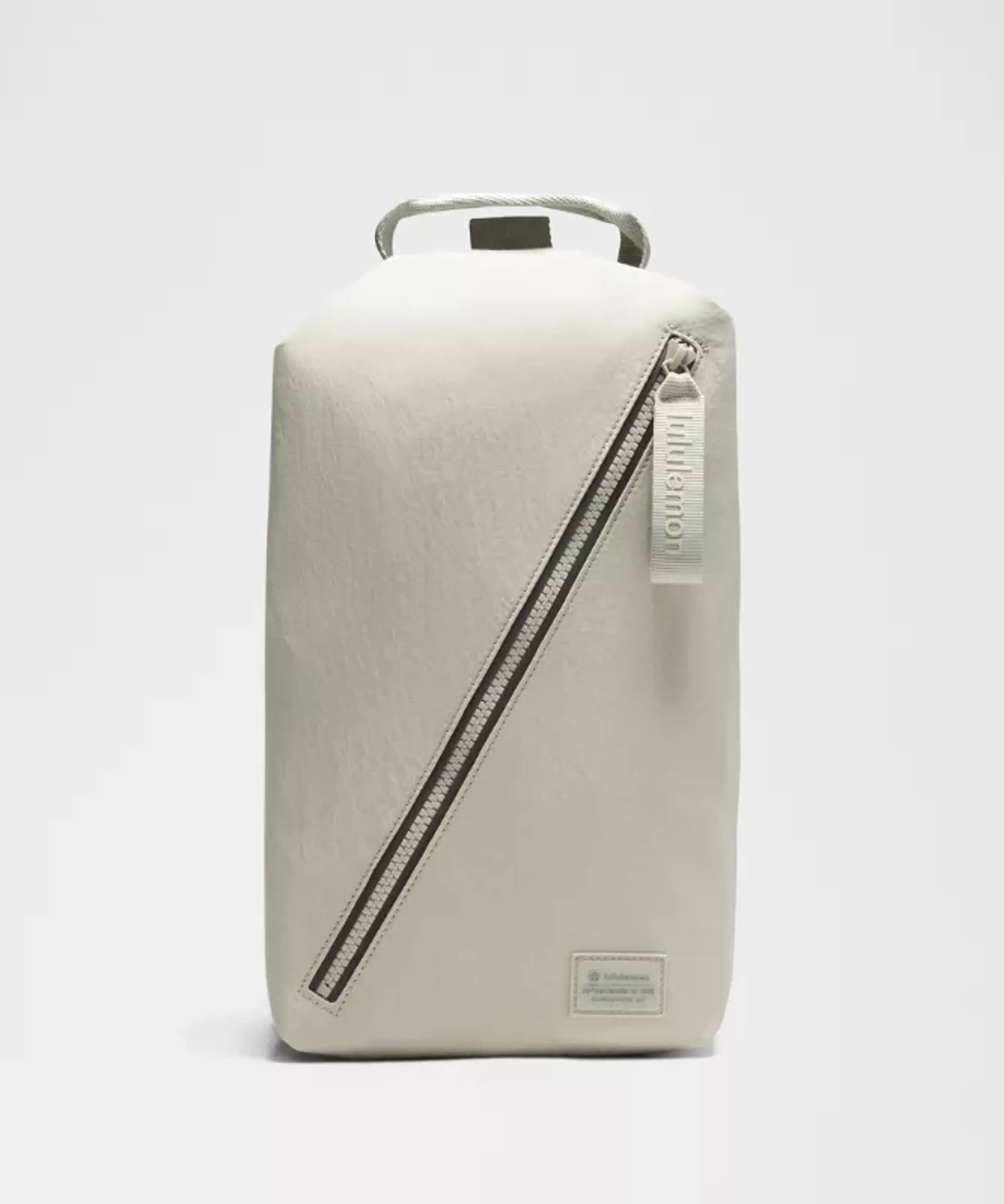 lululemon – Fast Track Bag 2.0 9L – Color Grey