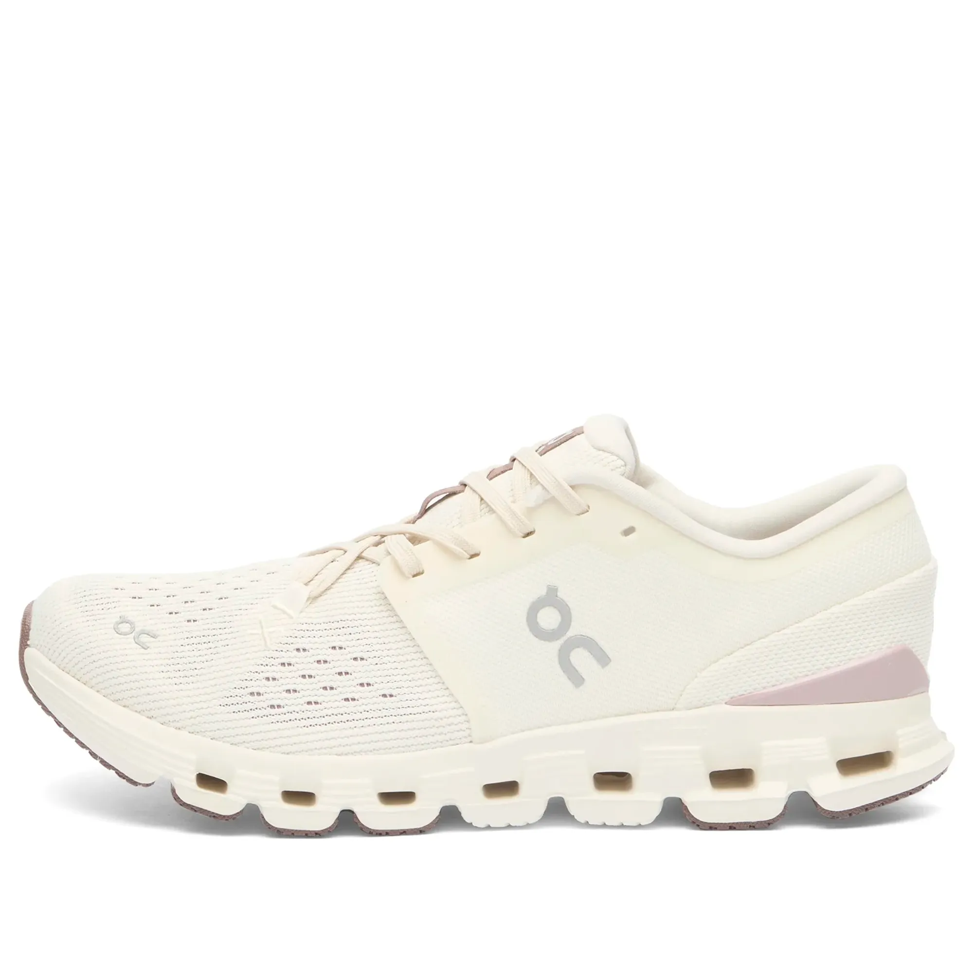 ON Cloudx4 Sneaker Ivory/Heron