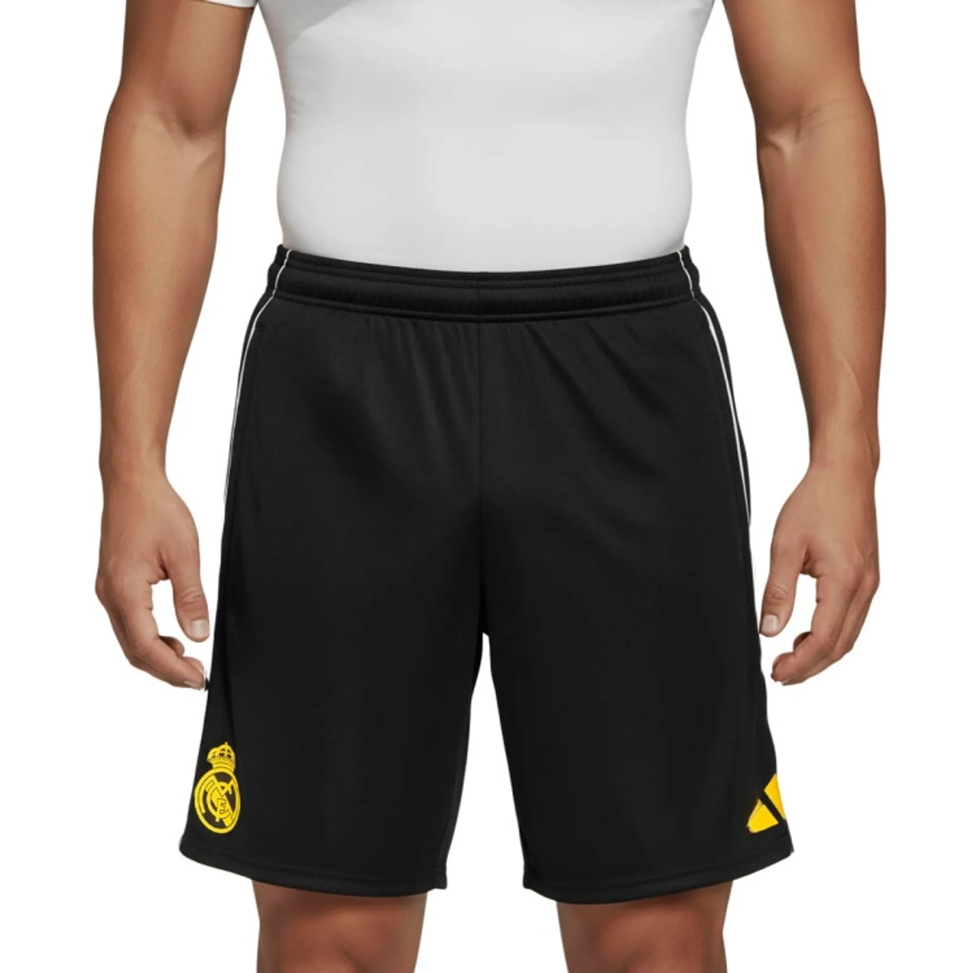 Real Madrid X Marvel Training Shorts Tiro 25 - Black/White/Bold Gold - ['Black']