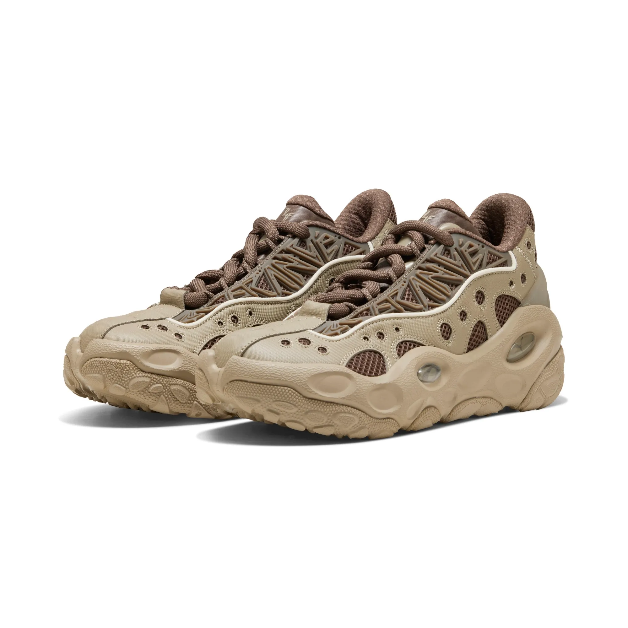 PUMA x LAFRANCÃ RNR Trail Sneakers Unisex in Beige | Size 10