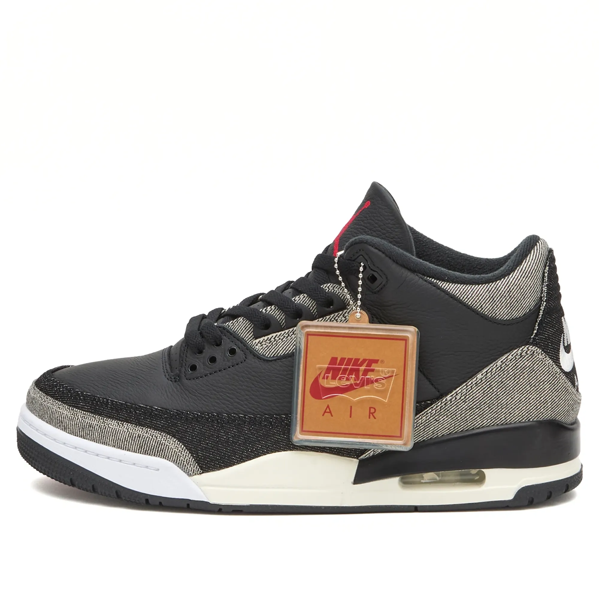 X LEVIS AIR JORDAN 3 "Black and White"