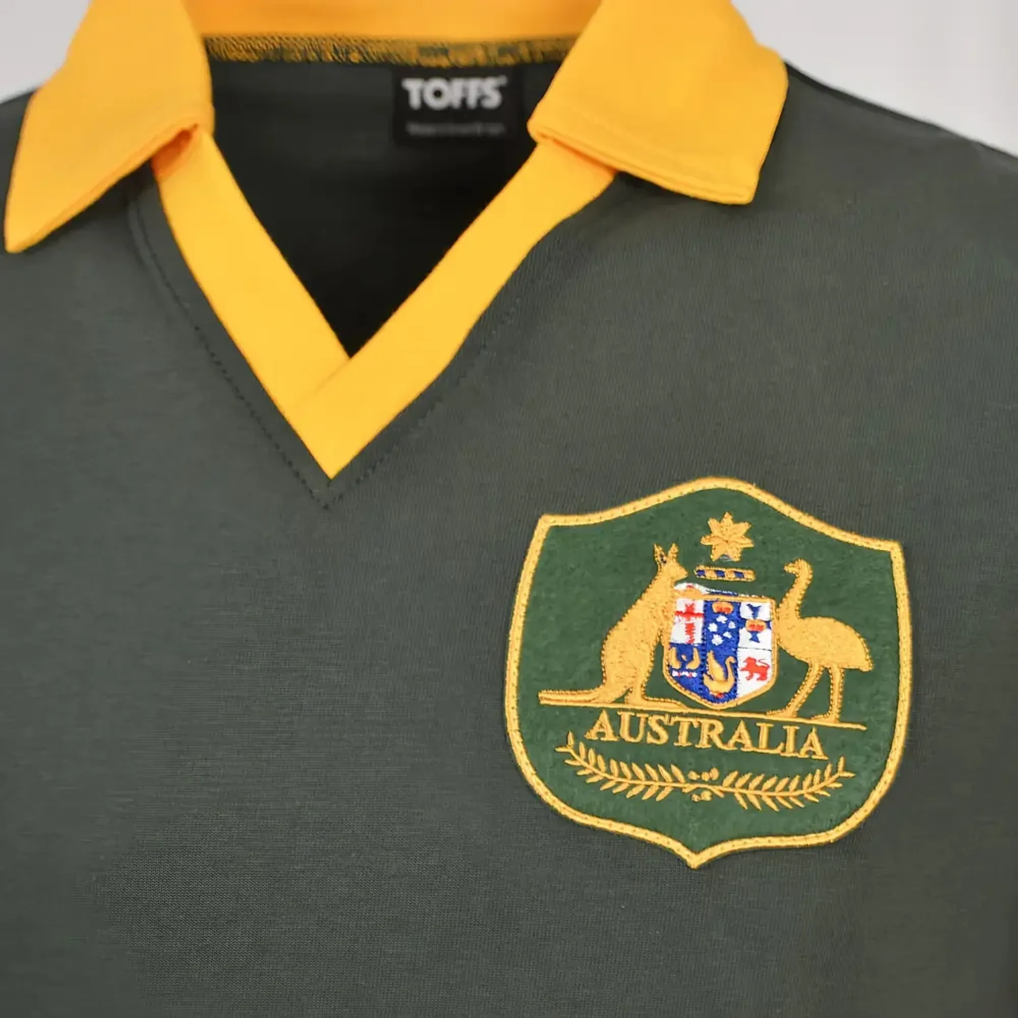 Australia 1986 Away Retro Football Shirt