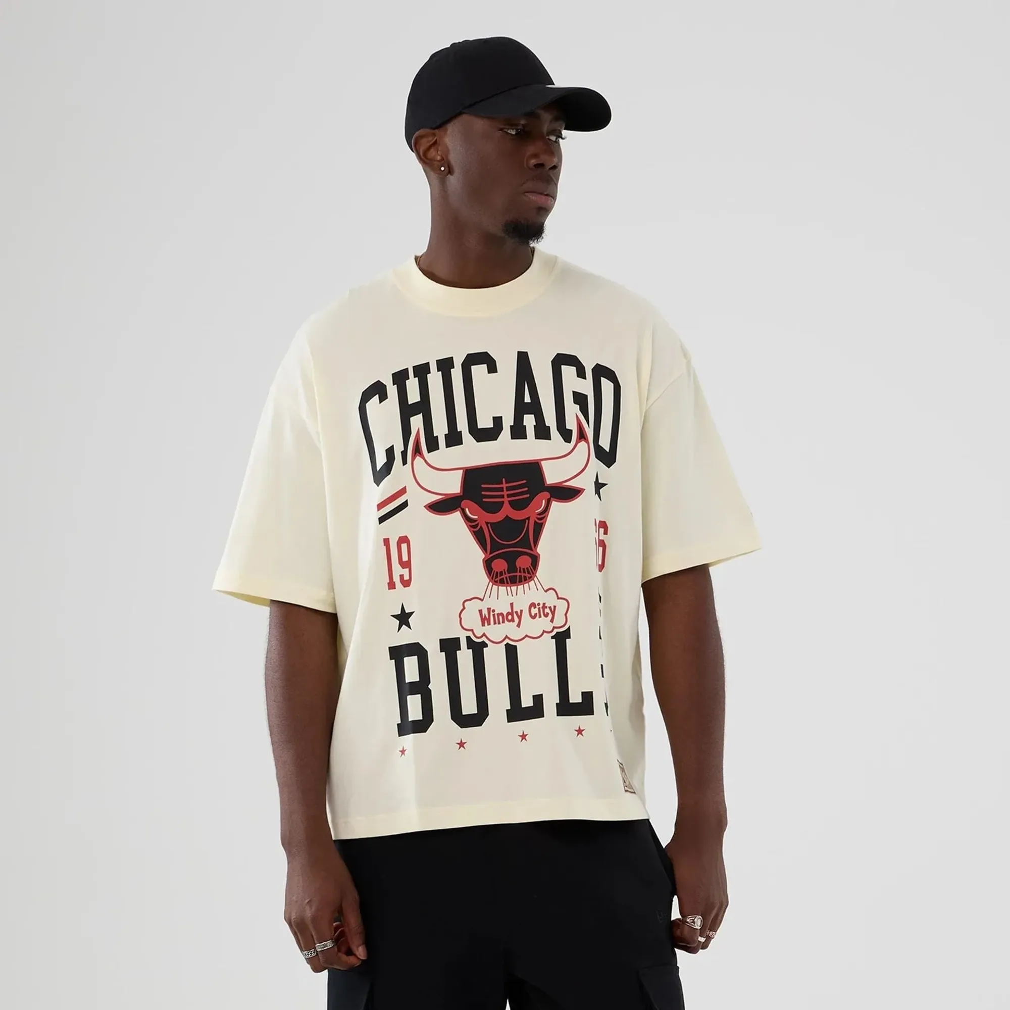 Chicago Bulls NBA Hardwood Classic Cream T-Shirt New Era Cap adult unisex