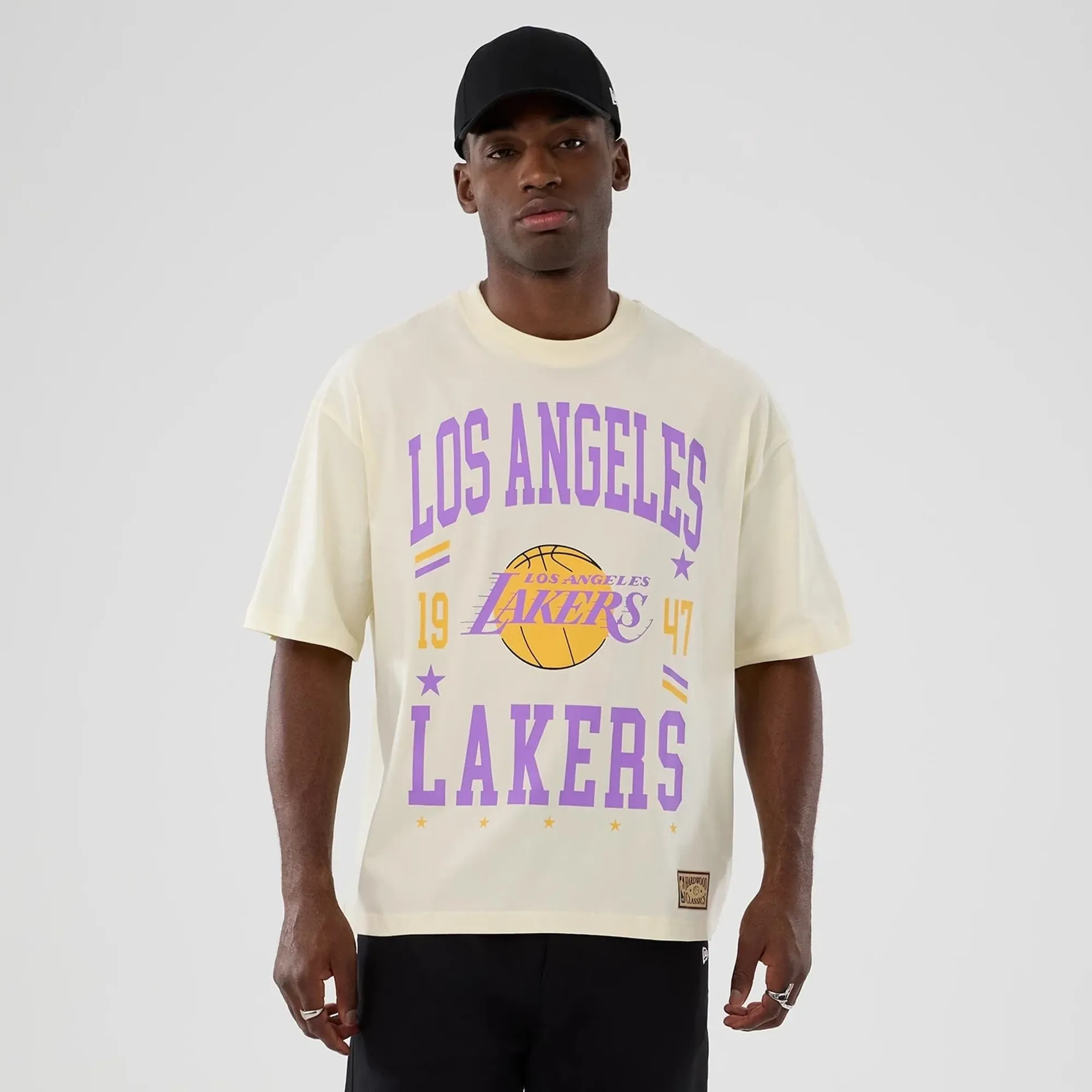 LA Lakers NBA Hardwood Classic Cream T-Shirt New Era Cap adult unisex