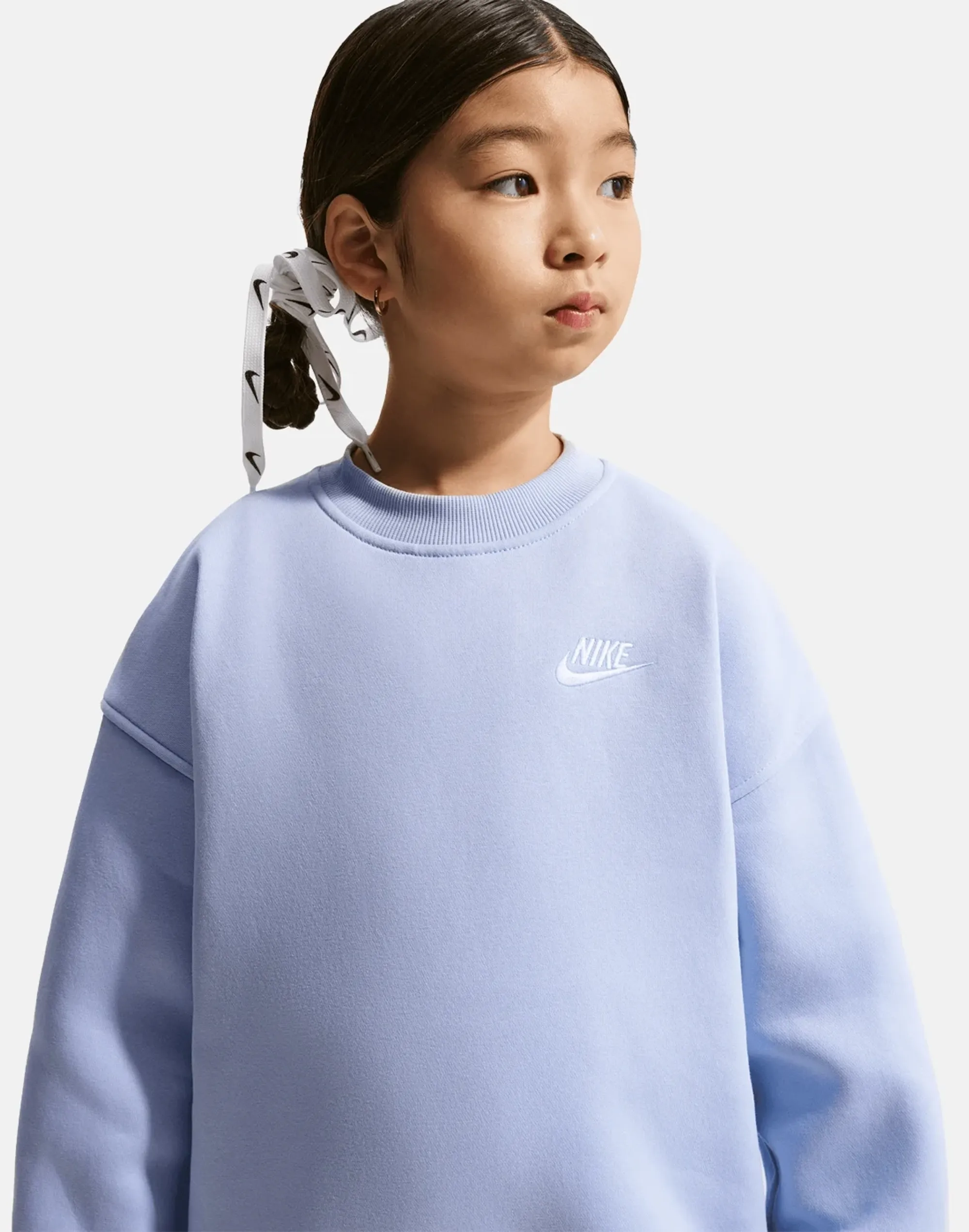 Nike Older Kids Club Crew Neck Sweatshirt in Blue/White 