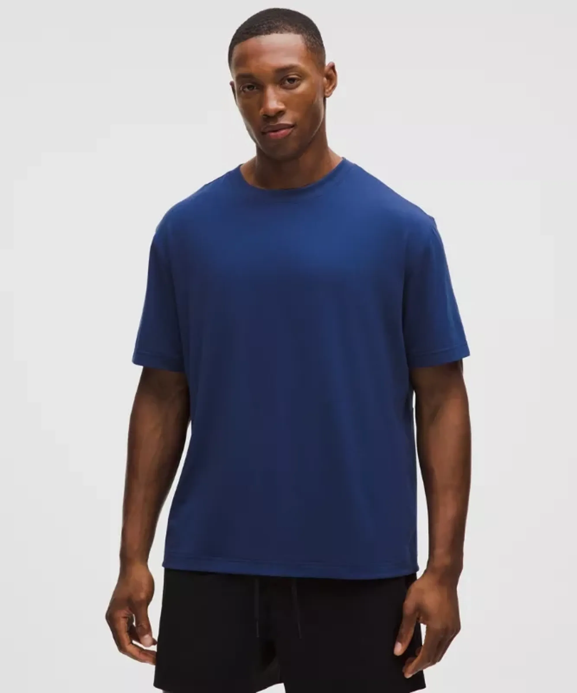 lululemon – Men's EasySet Training Short-Sleeve Shirt – Color Blue – Size Large