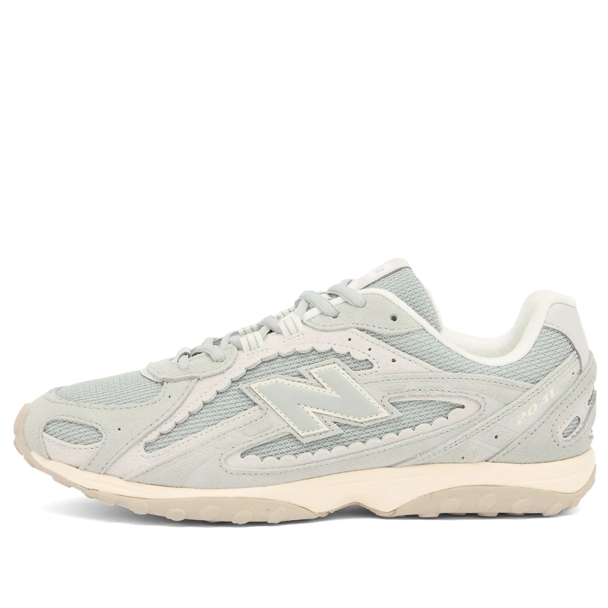New Balance Unisex 204L in Grey/White Suede/Mesh