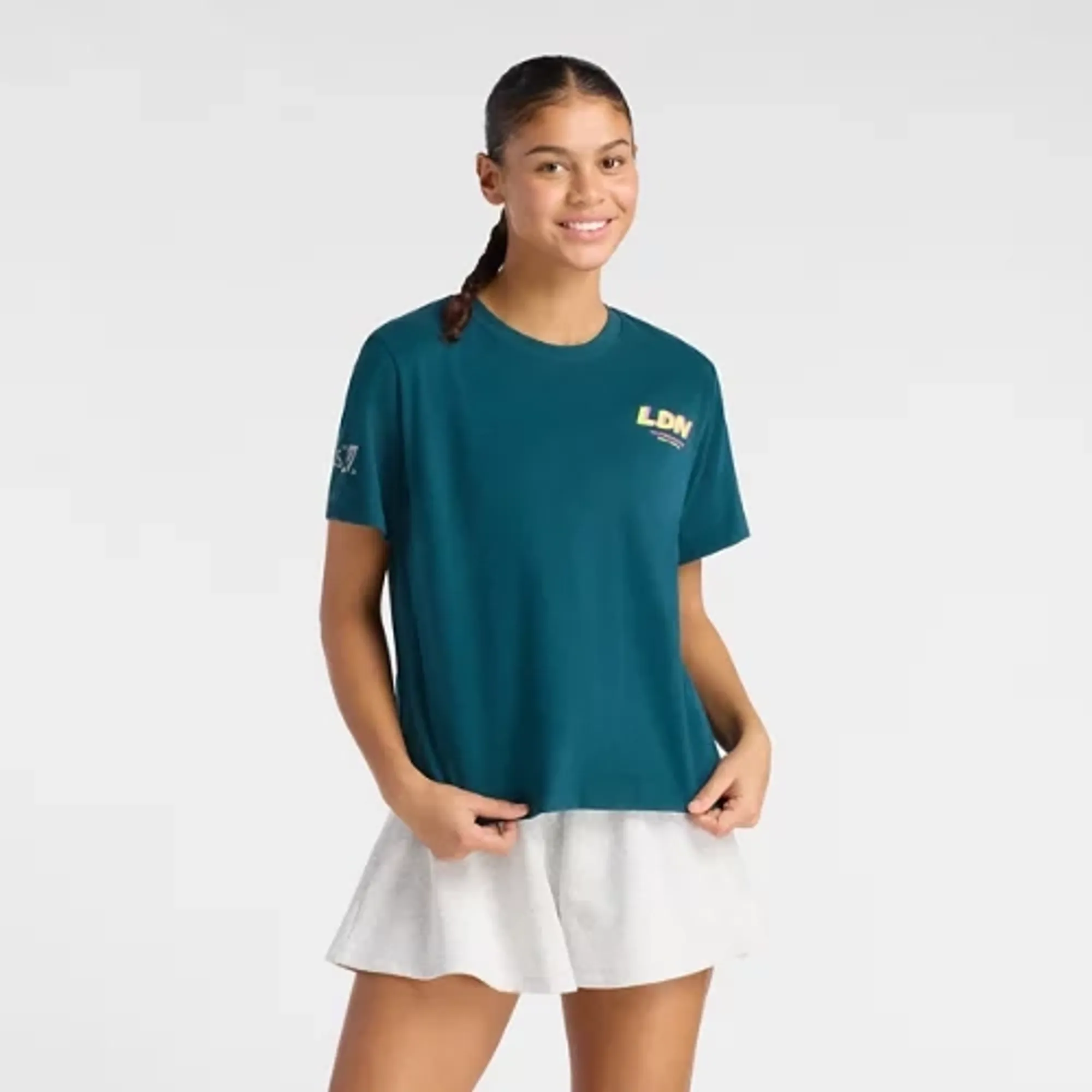 New Balance Women's London Edition Oversized Graphic T-Shirt 3 in Green Cotton