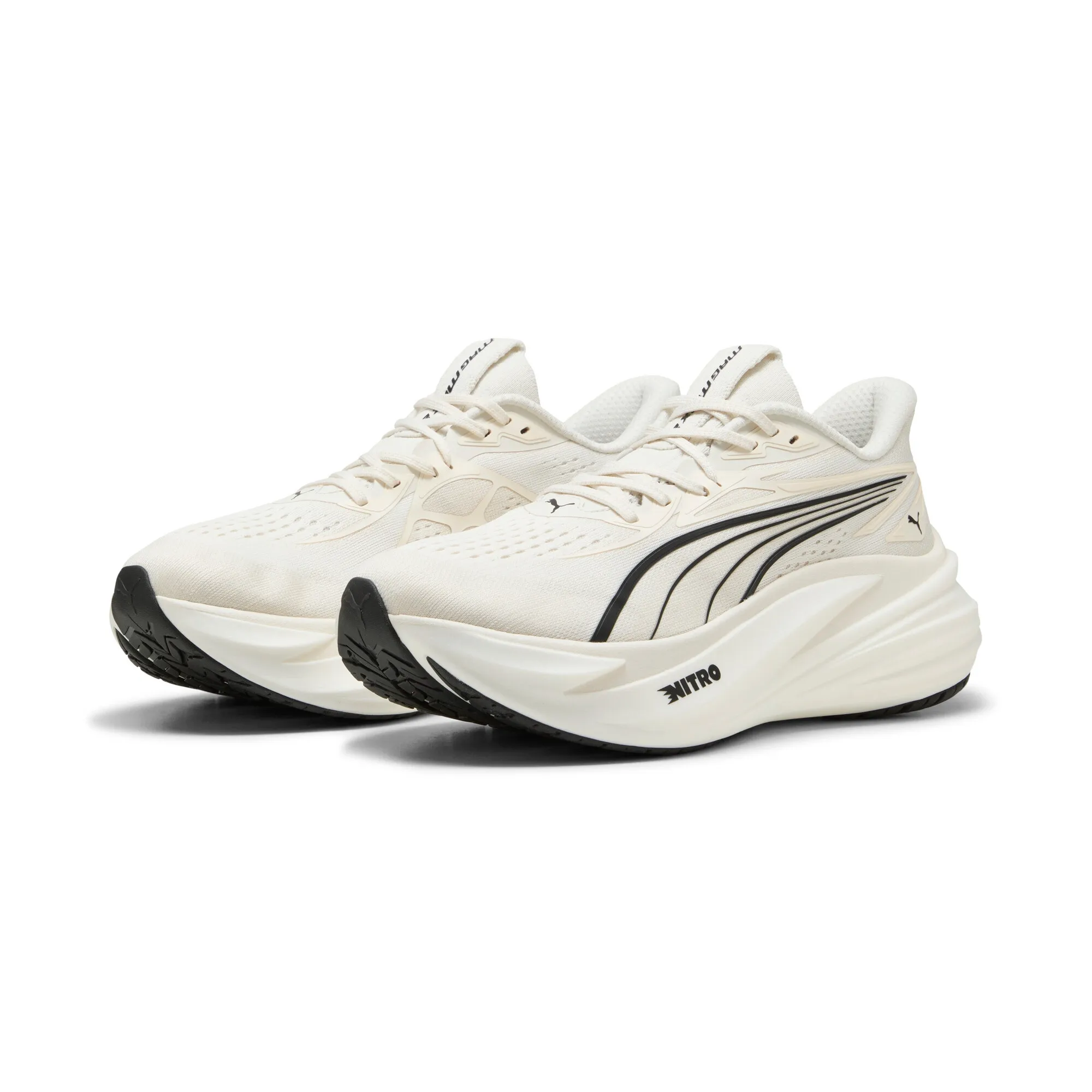 PUMA MagMax NITROâ¢ 2 Running Shoes Men in White | Size 10