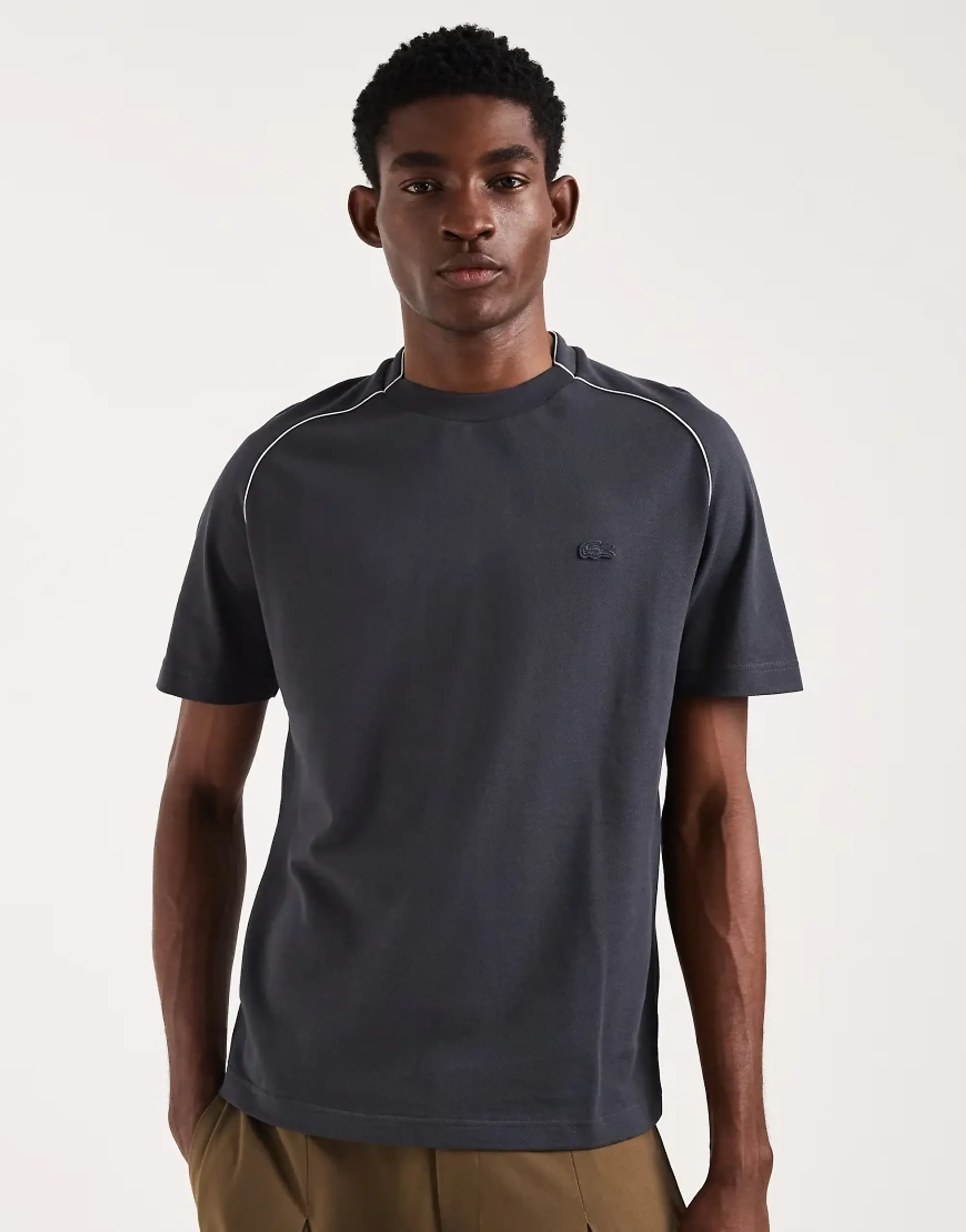 Lacoste T-Shirt With Piping Detail In Grey