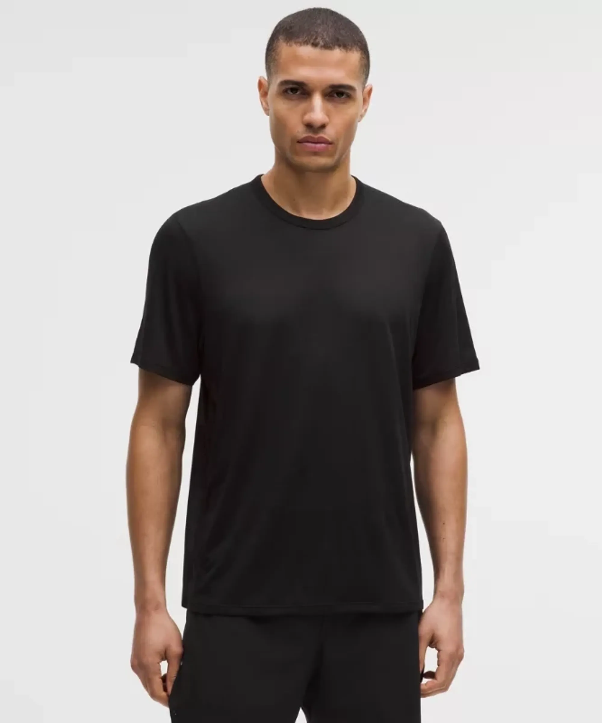 lululemon – Men's Fast and Free Short-Sleeve Shirt Perforated Stripe – Color Black – Size Large
