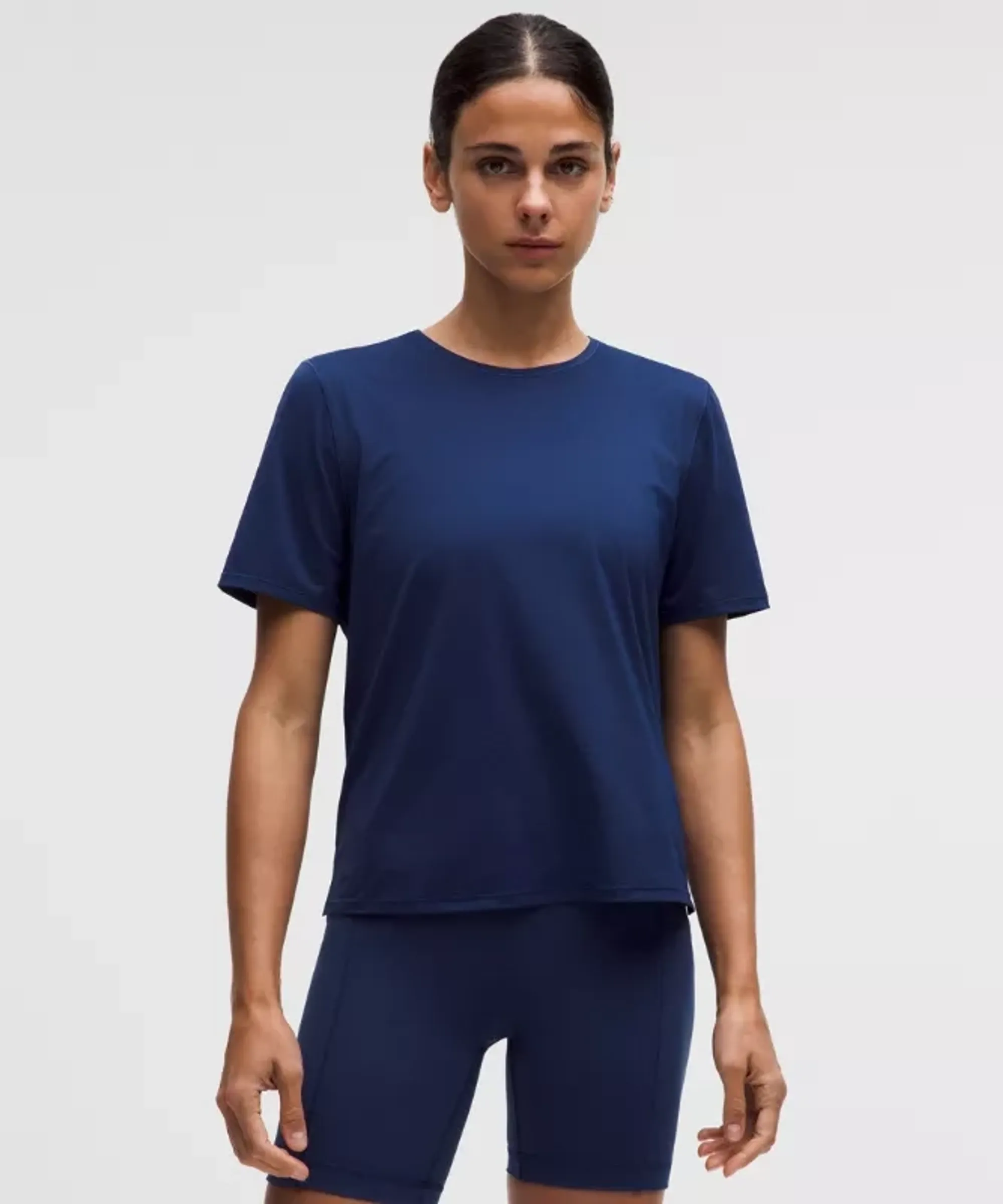 lululemon – Women's Lightweight Running Short-Sleeve Shirt – Color Blue – Size XL