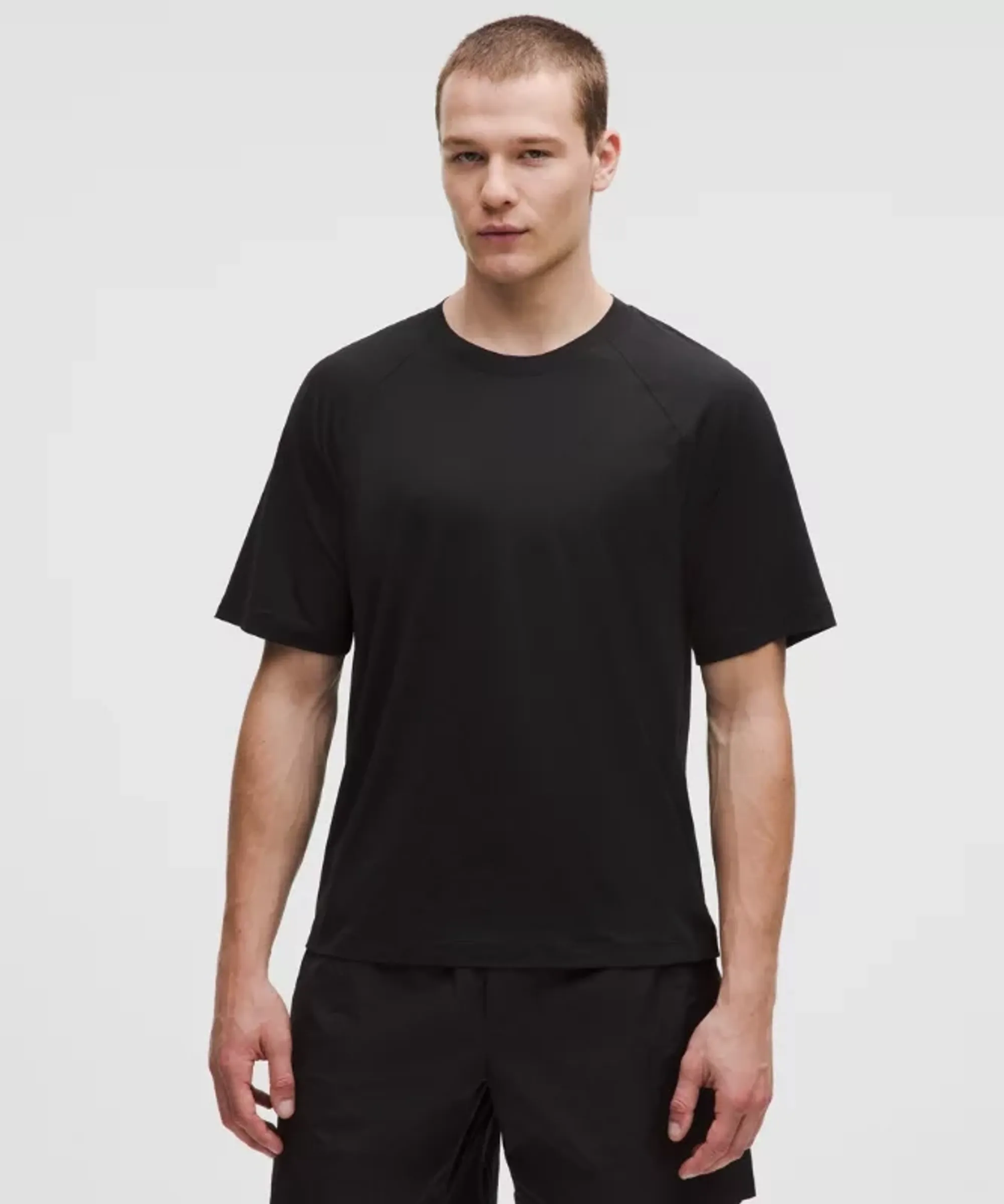 lululemon – Men's UV-Protective Short-Sleeve Shirt – Color Black – Size Large