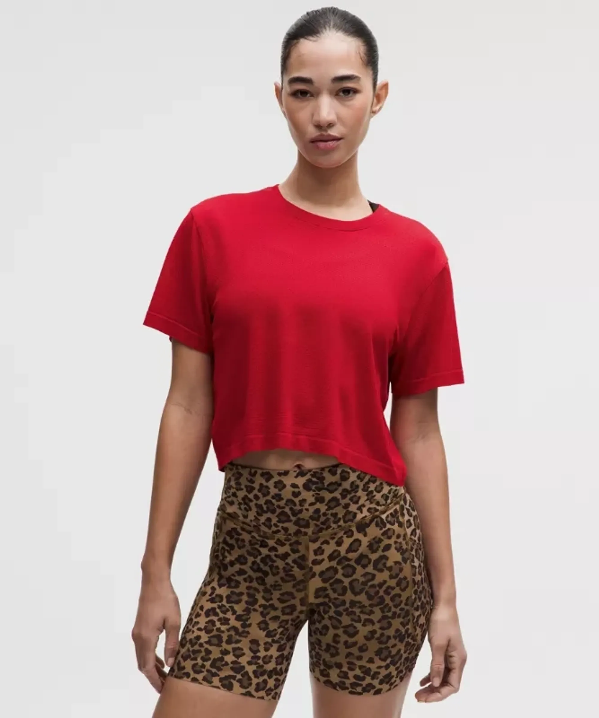 lululemon – Women's Swiftly Perforated Stripe Short-Sleeve Shirt – Color Red – Size 10