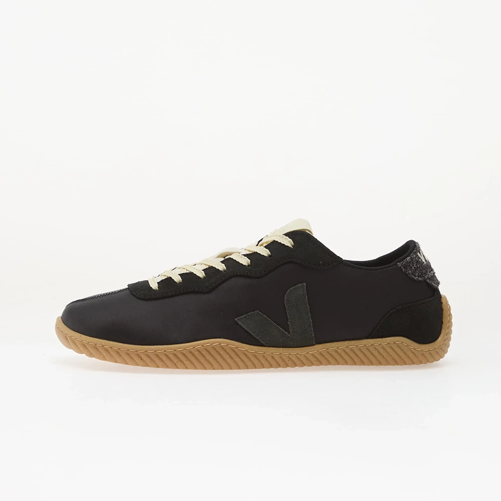 Sneakers Veja X Baserange Jitsu Black Eur 46