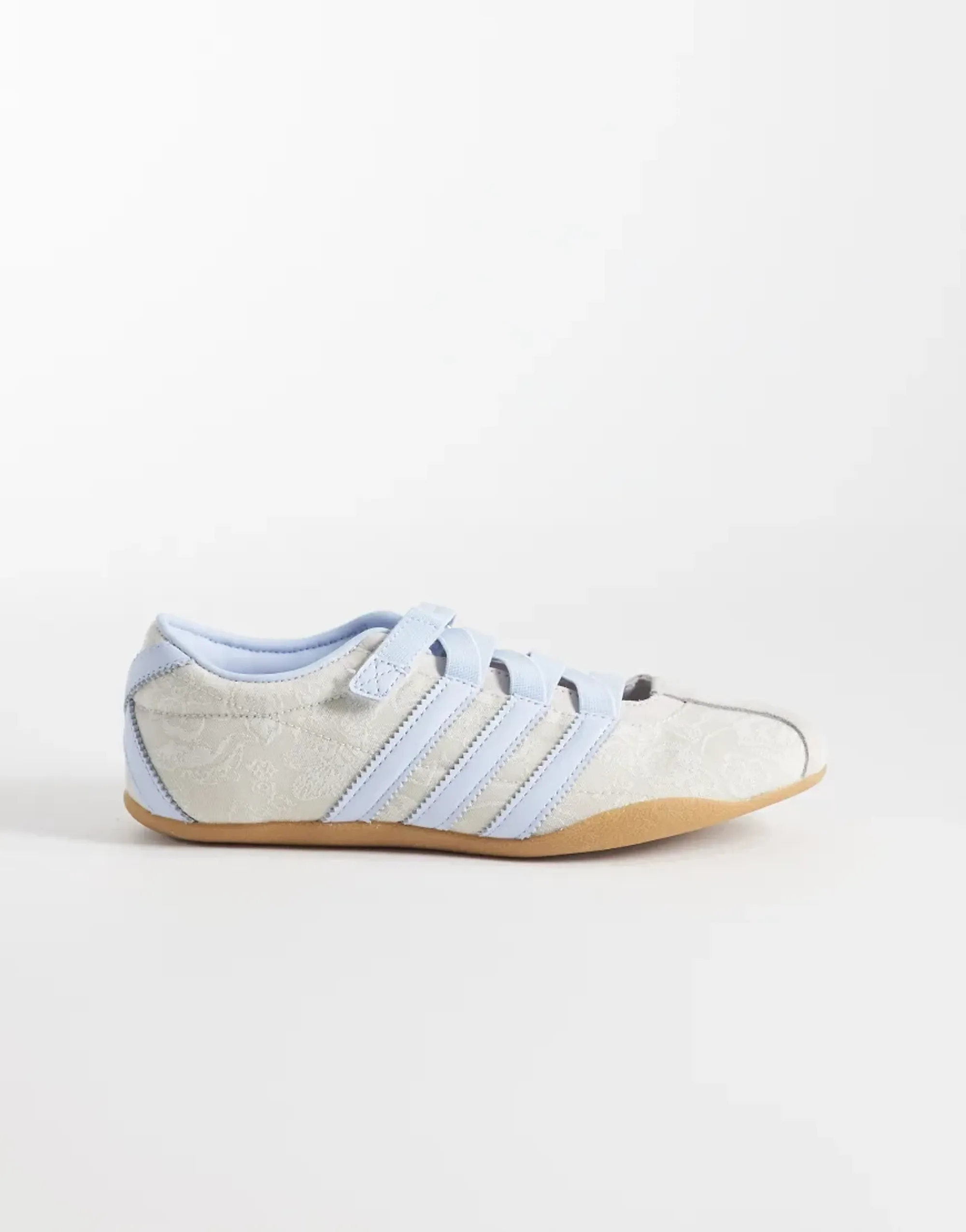 Adidas Originals Tokyo Mj Shoes In Chalk / Crystal / Chalk-Neutral