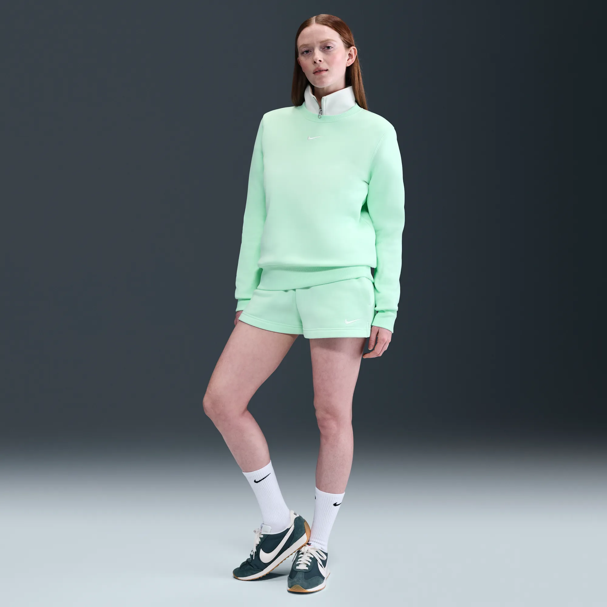 Nike Phoenix Fleece Women's Mid-Rise 5cm (approx.) Shorts - Green - Cotton/Polyester