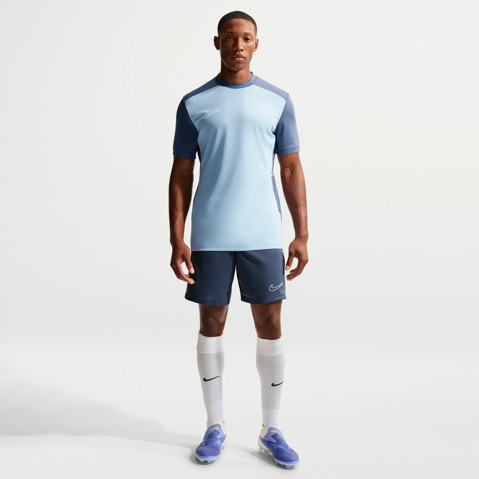 Nike Academy Men's Nike Dri-FIT Football Shorts - Blue - Polyester