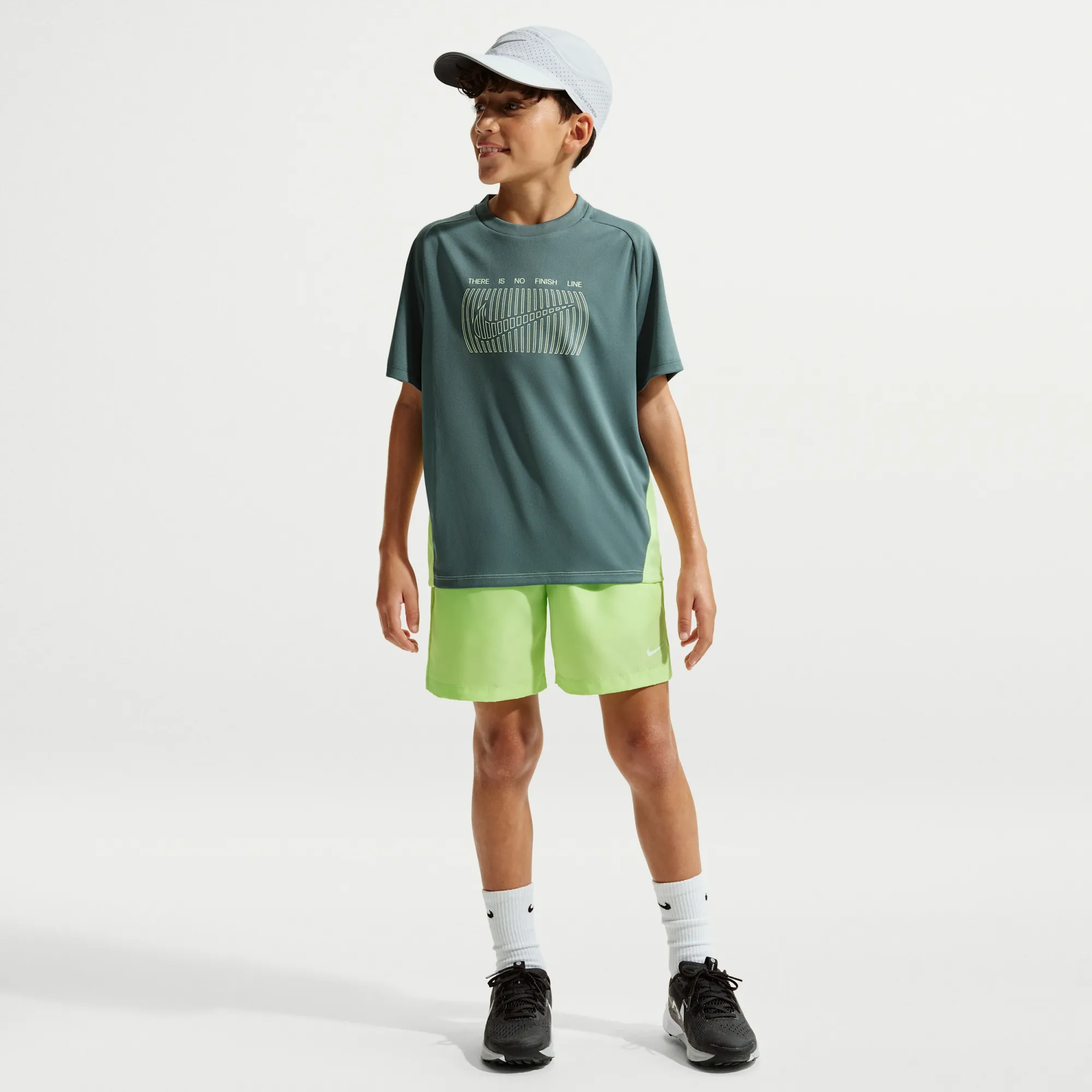 Nike Multi Older Kids' Dri-FIT Training Shorts - Green - Polyester