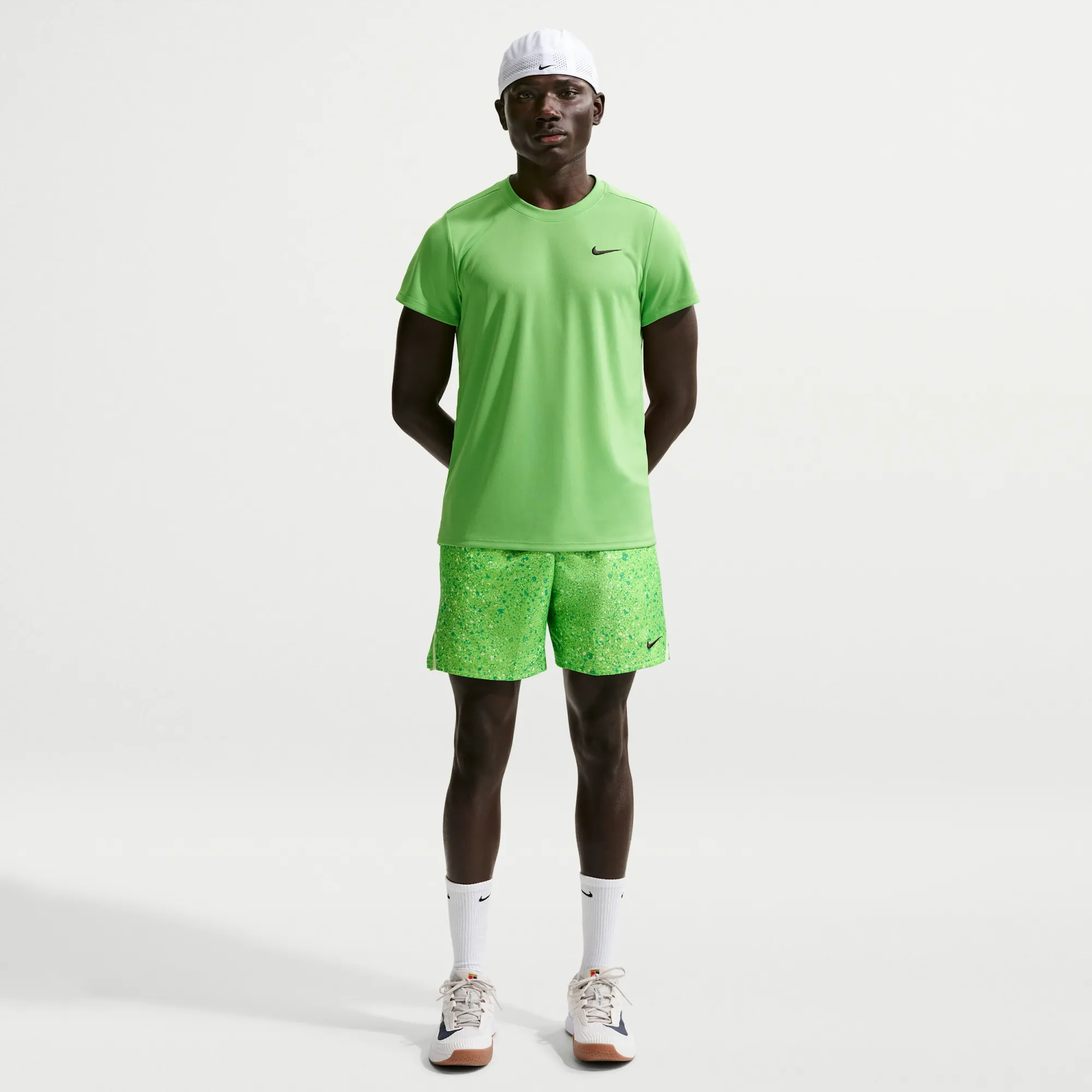 NikeCourt Victory Men's Dri-FIT 18cm (approx.) Shorts - Green - Polyester