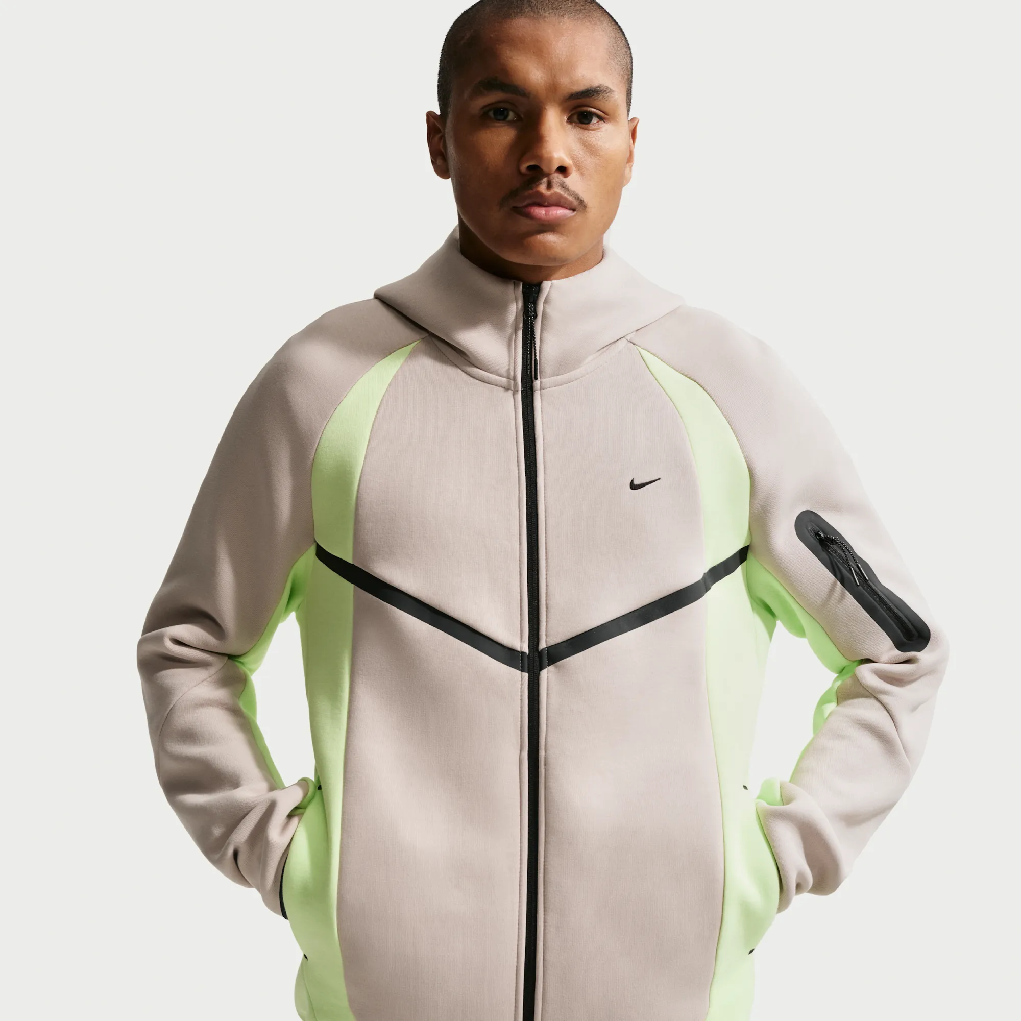 Nike Tech Men's Colour-Block Full-Zip Fleece Windrunner Jacket - Brown - Cotton/Polyester