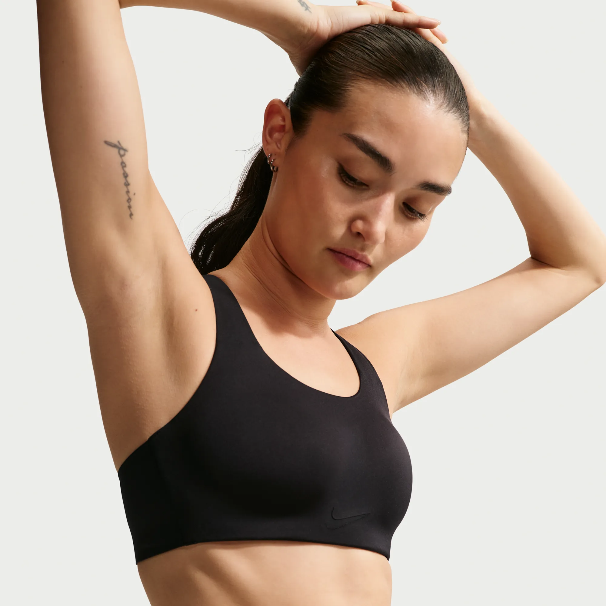 Nike Rival Women's Ultrahigh-Support Padded Sports Bra - Black - Polyester/Elastene Mesh