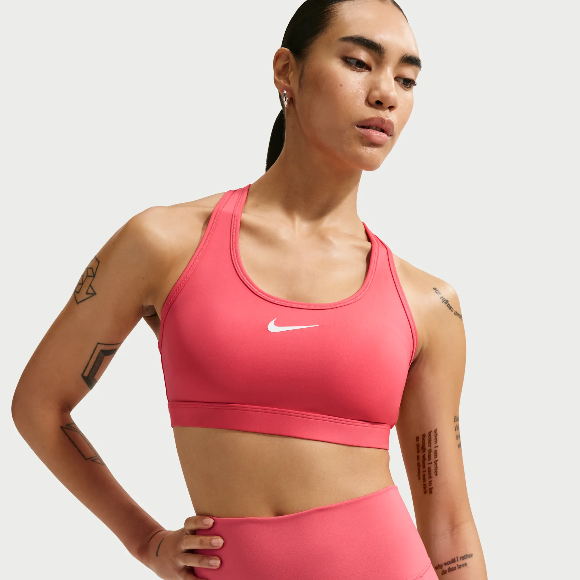 Nike Swoosh Medium-Support Women's Padded Sports Bra - Pink - Polyester/Elastane