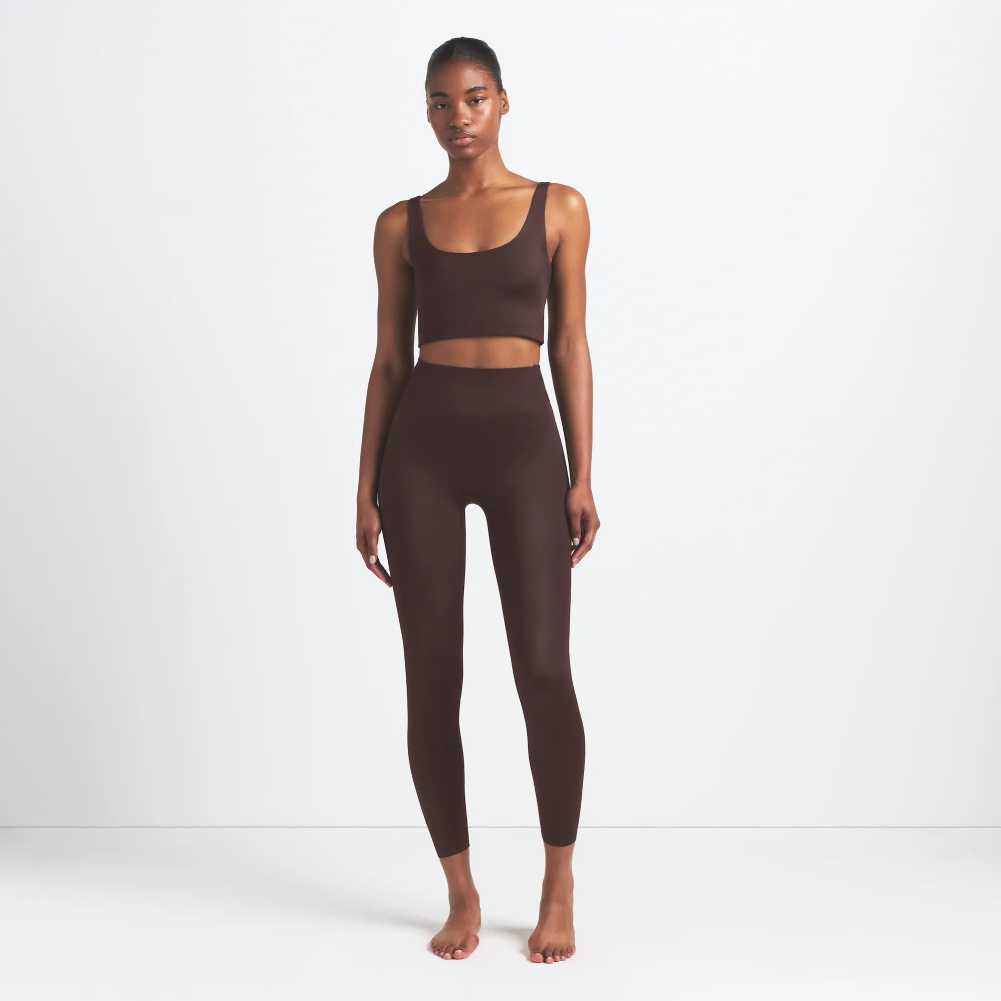 NikeSKIMS Shine Women's High-Waisted Bonded 66cm (approx.) Leggings - Brown - Polyamide/Lycra® Elastane